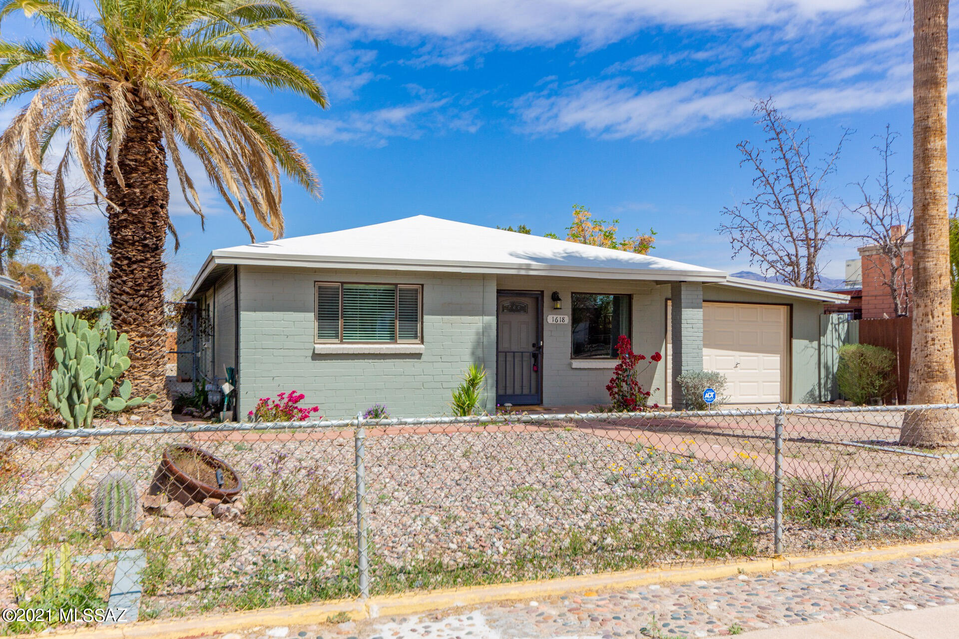 El Rio Park - Residential