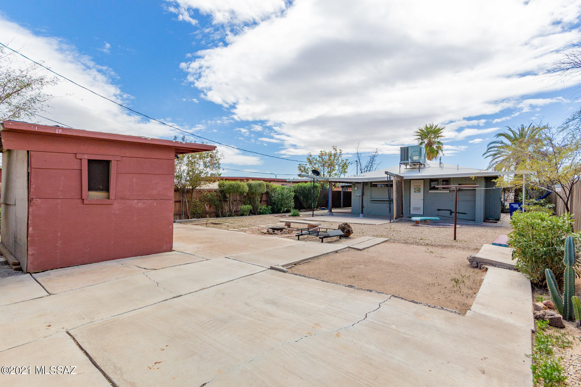 El Rio Park - Residential