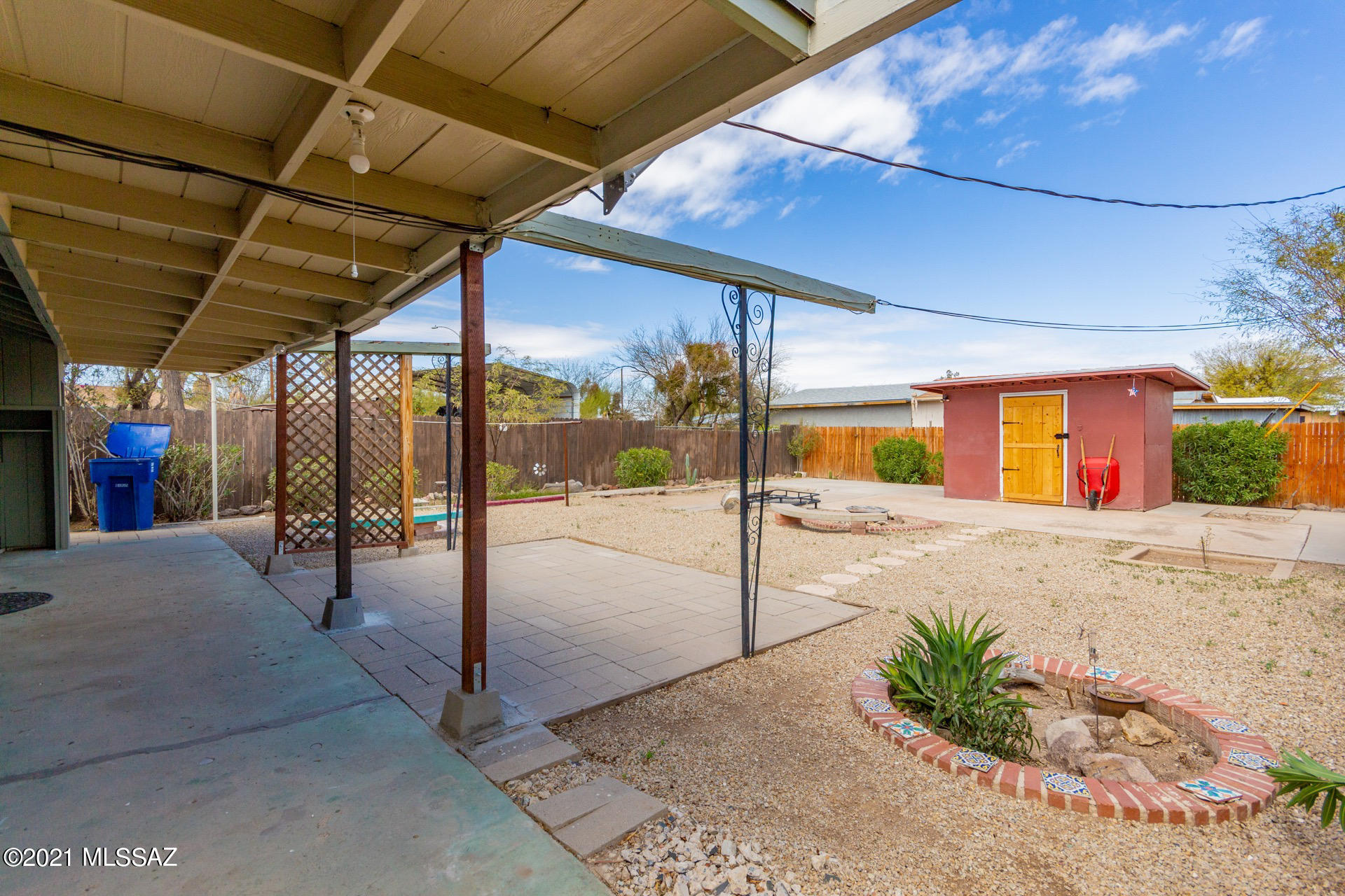 El Rio Park - Residential