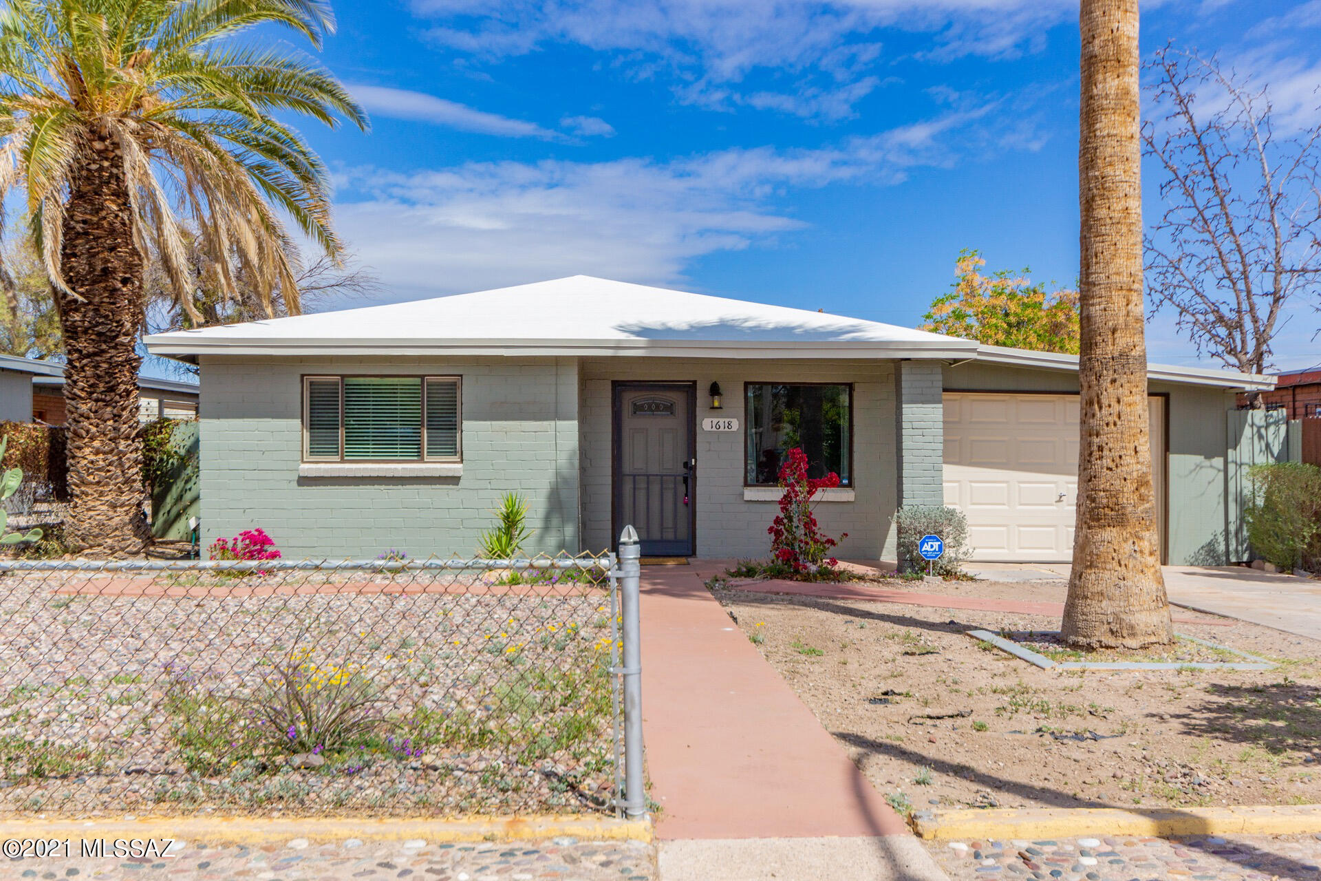 El Rio Park - Residential