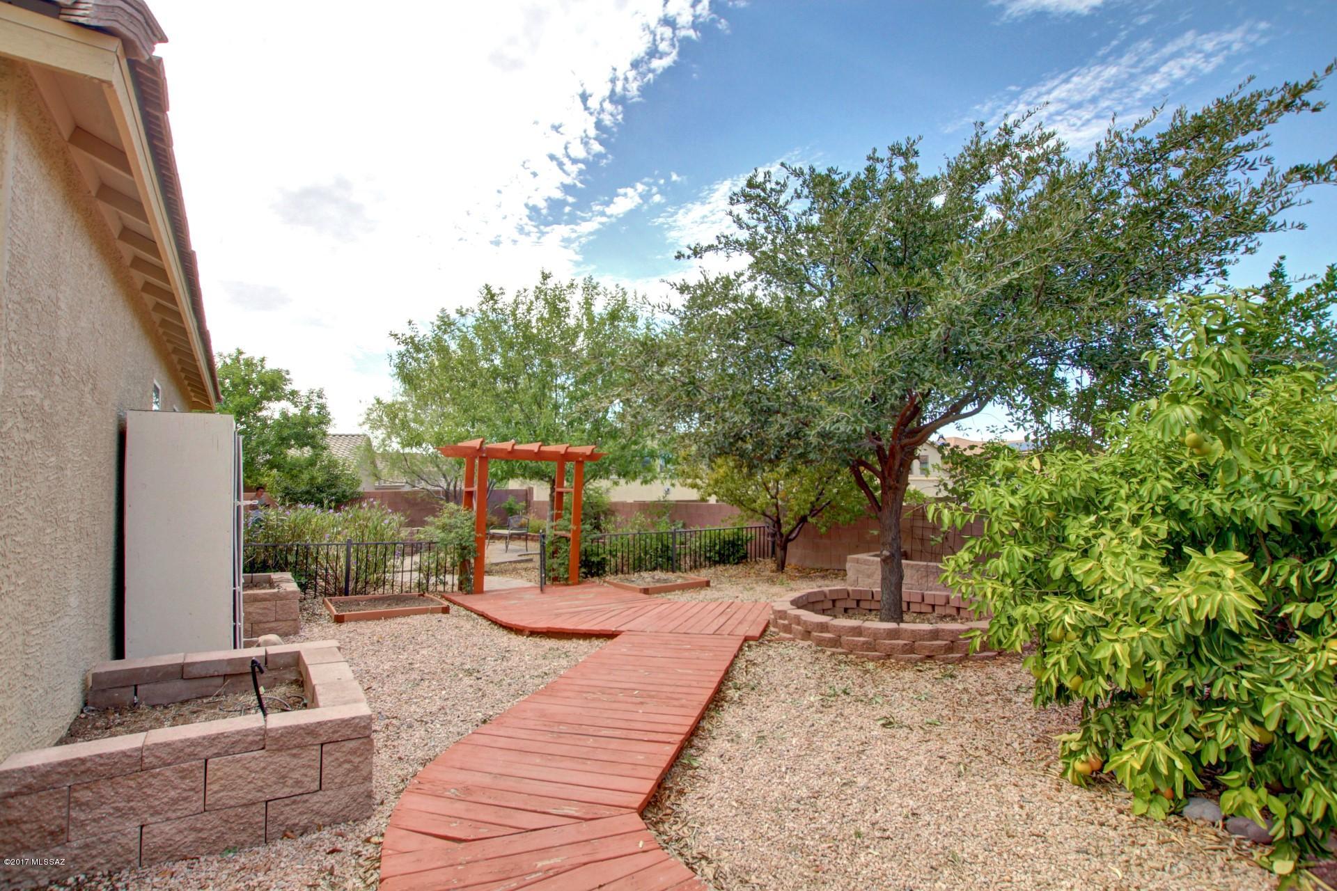 Madera Highlands Villages 1-10 & 15 - Residential