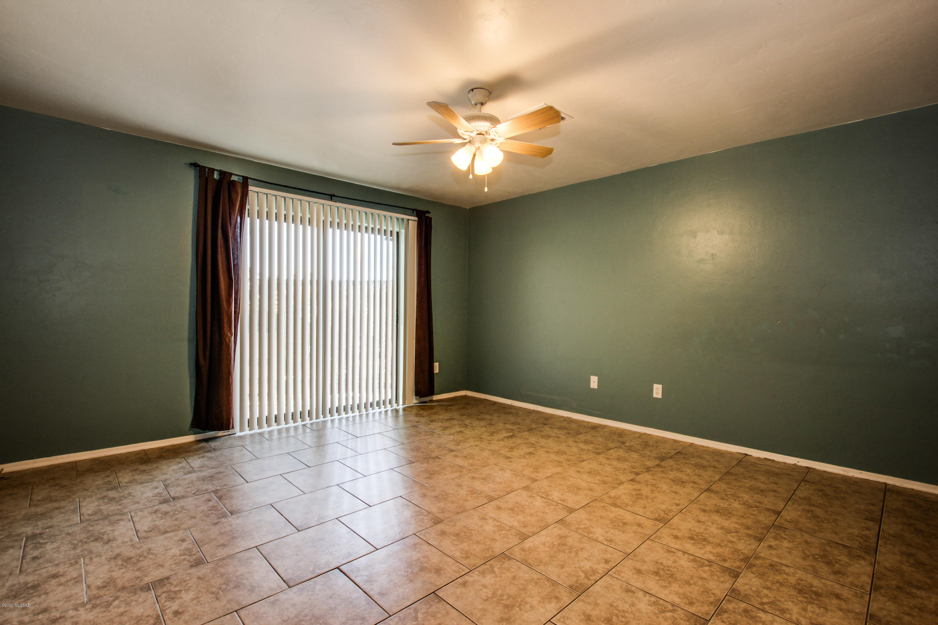 Sunset Foothills Condos (1-201) - Residential