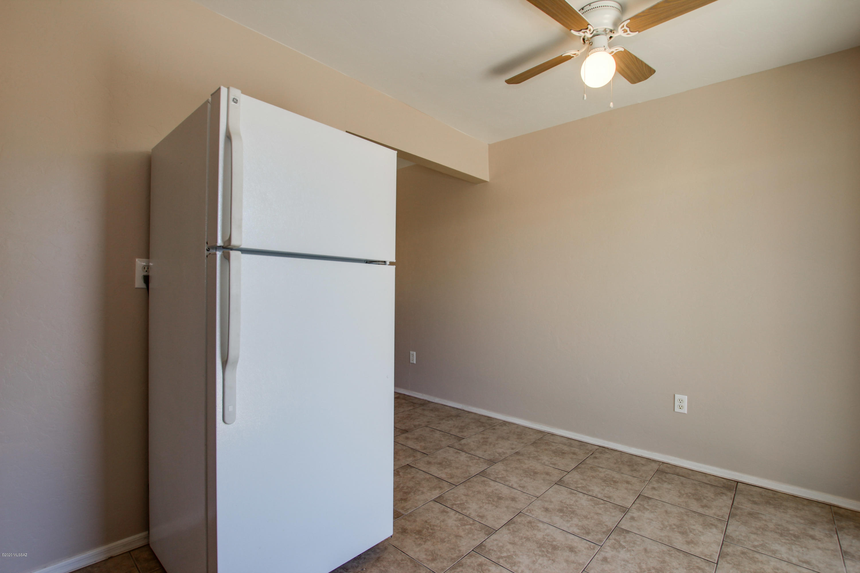 Sunset Foothills Condos (1-201) - Residential