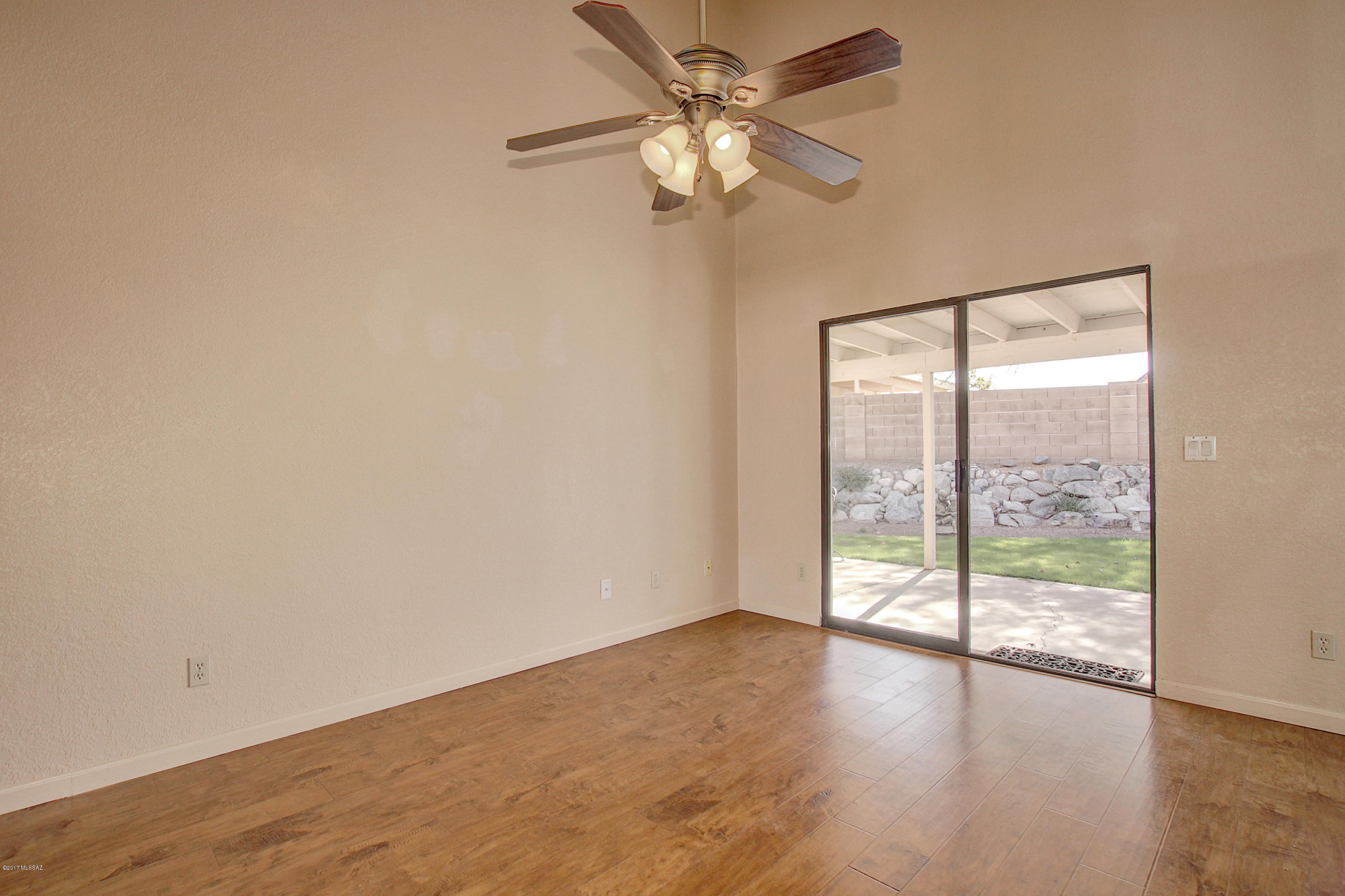 Desert Cove (1-65) - Residential