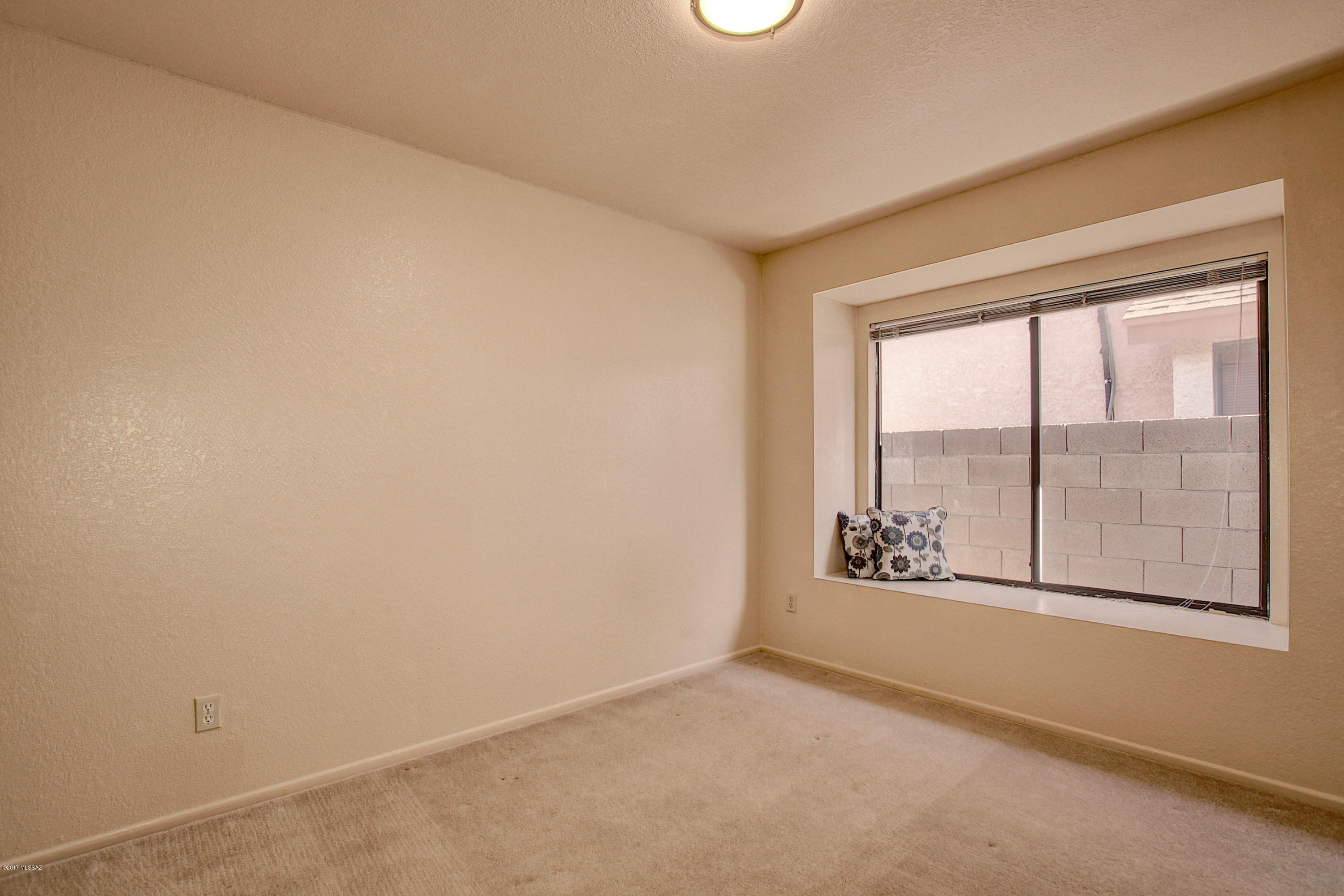 Desert Cove (1-65) - Residential