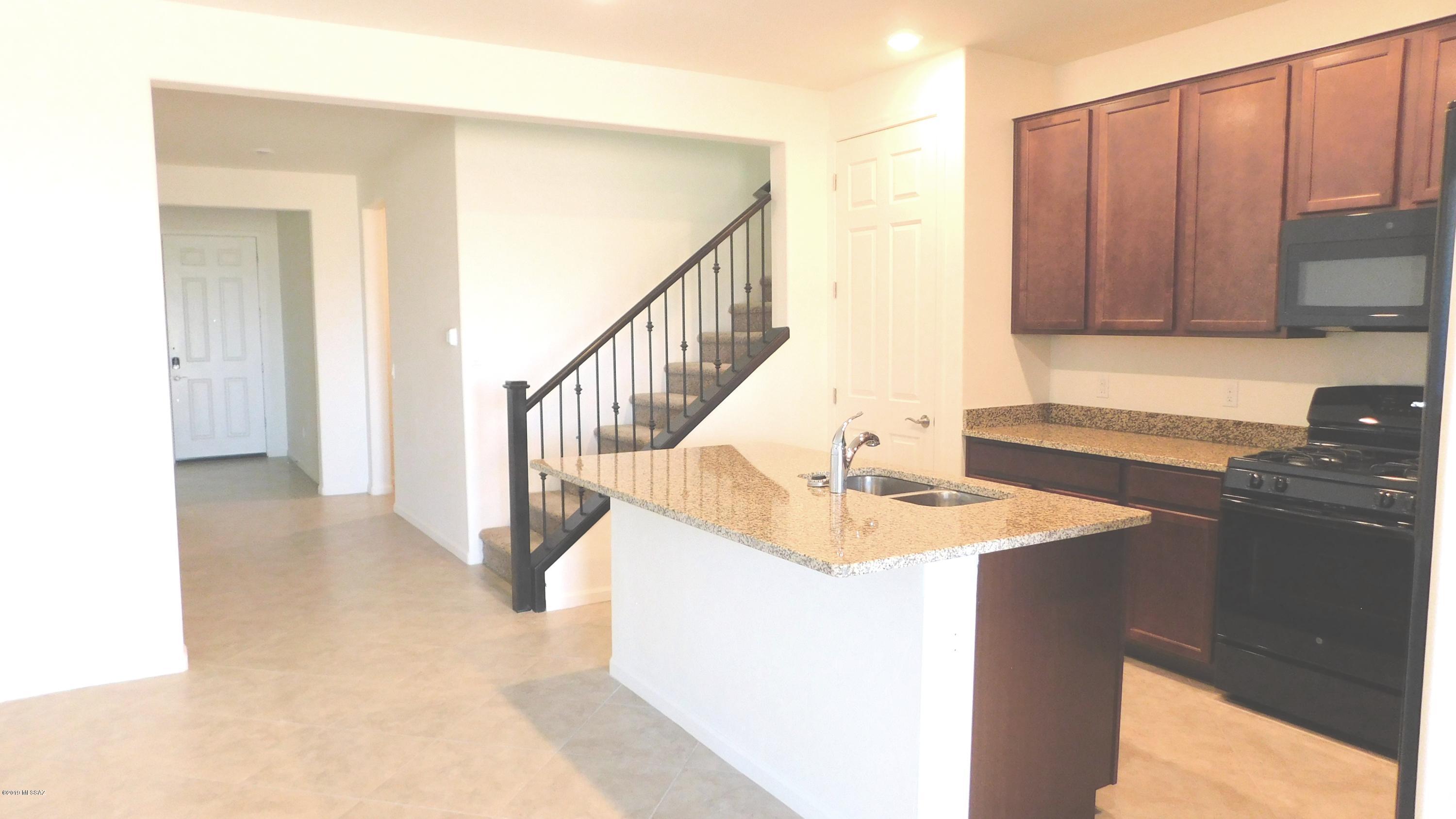 The Vistas At Rincon Knolls SQ20152600506 - Residential