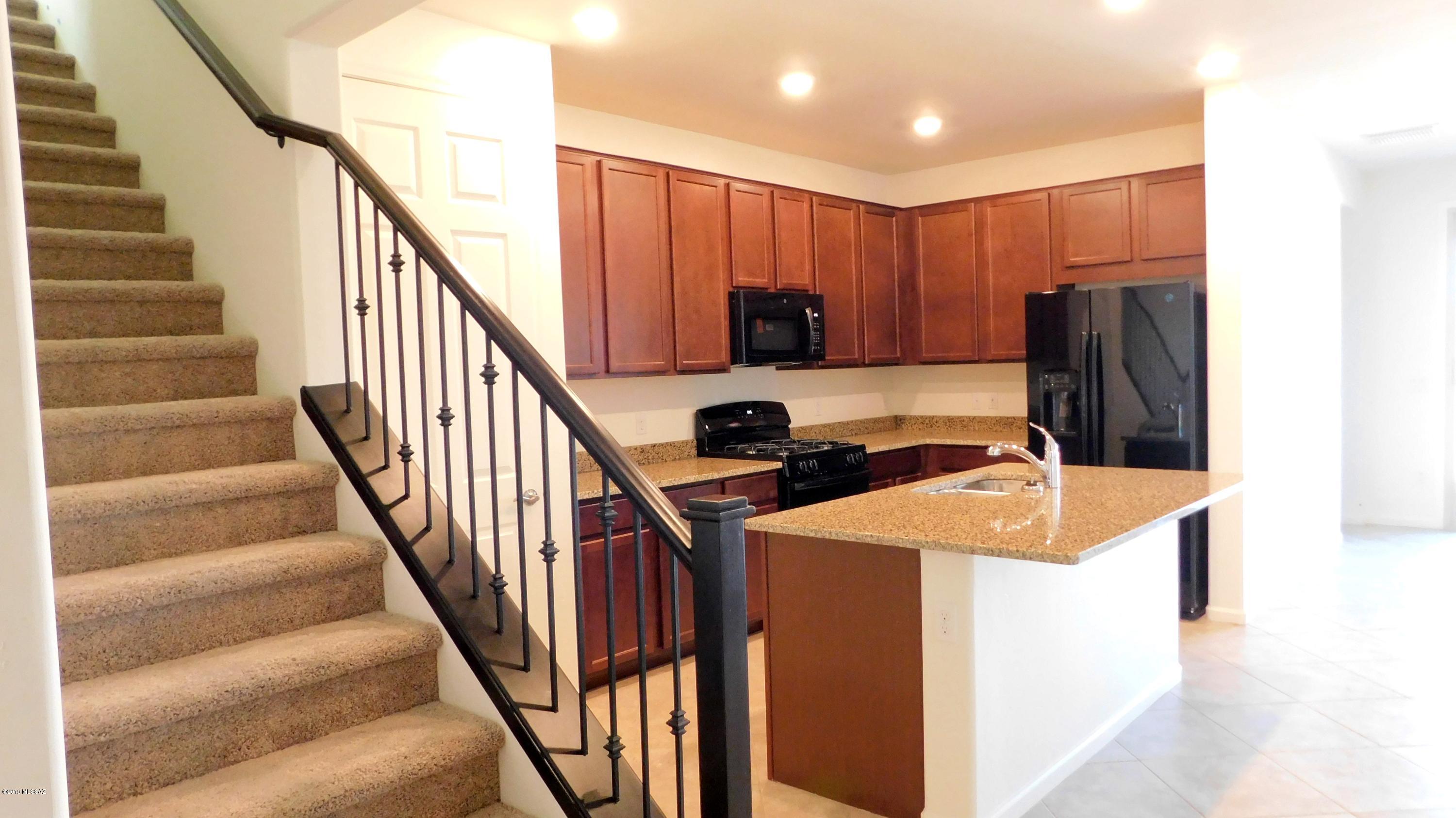 The Vistas At Rincon Knolls SQ20152600506 - Residential