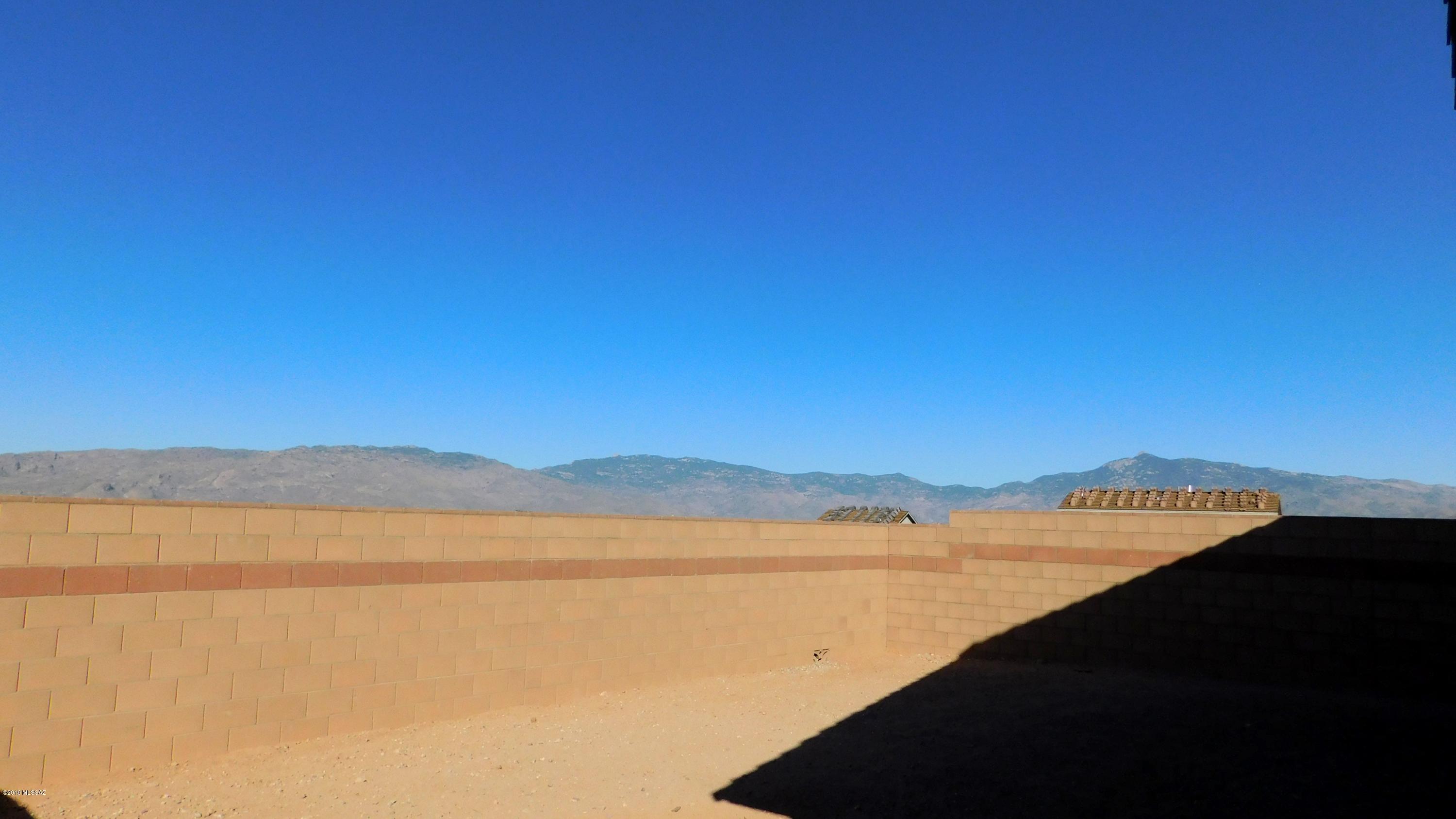 The Vistas At Rincon Knolls SQ20152600506 - Residential