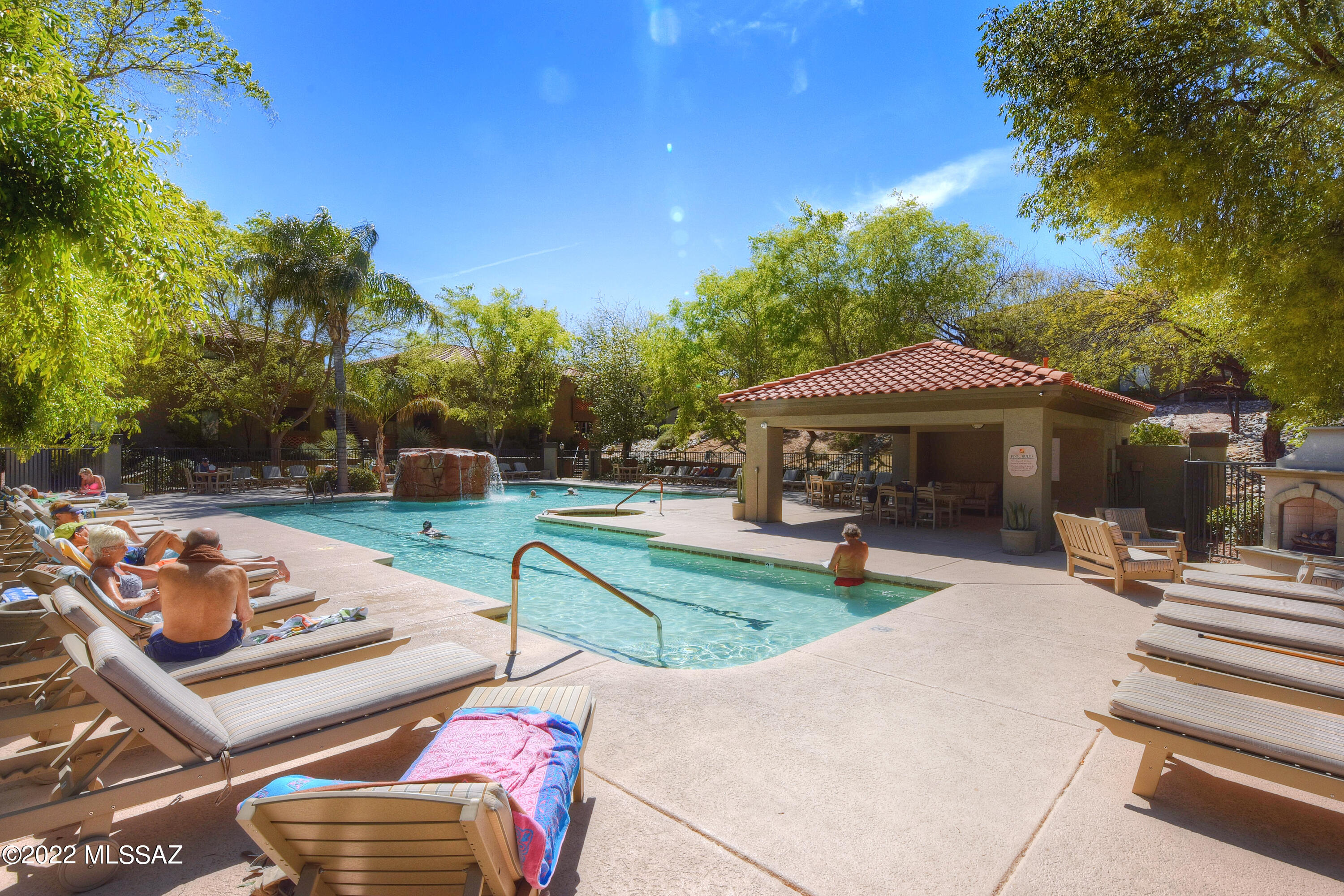 Veranda at Ventana Condominiums - Residential