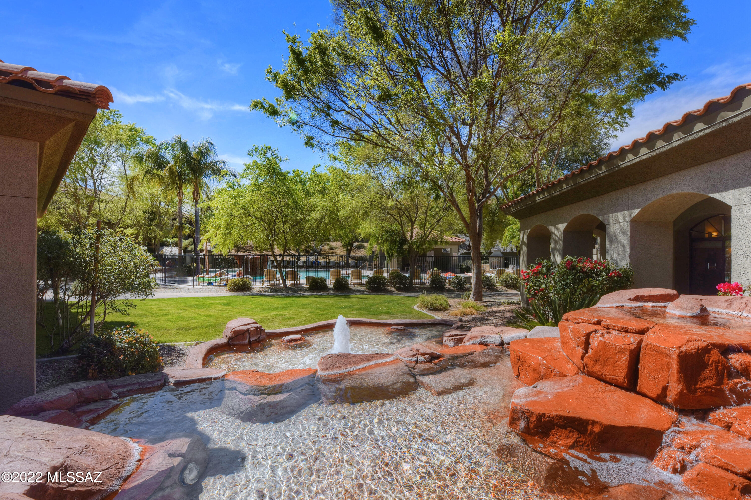 Veranda at Ventana Condominiums - Residential