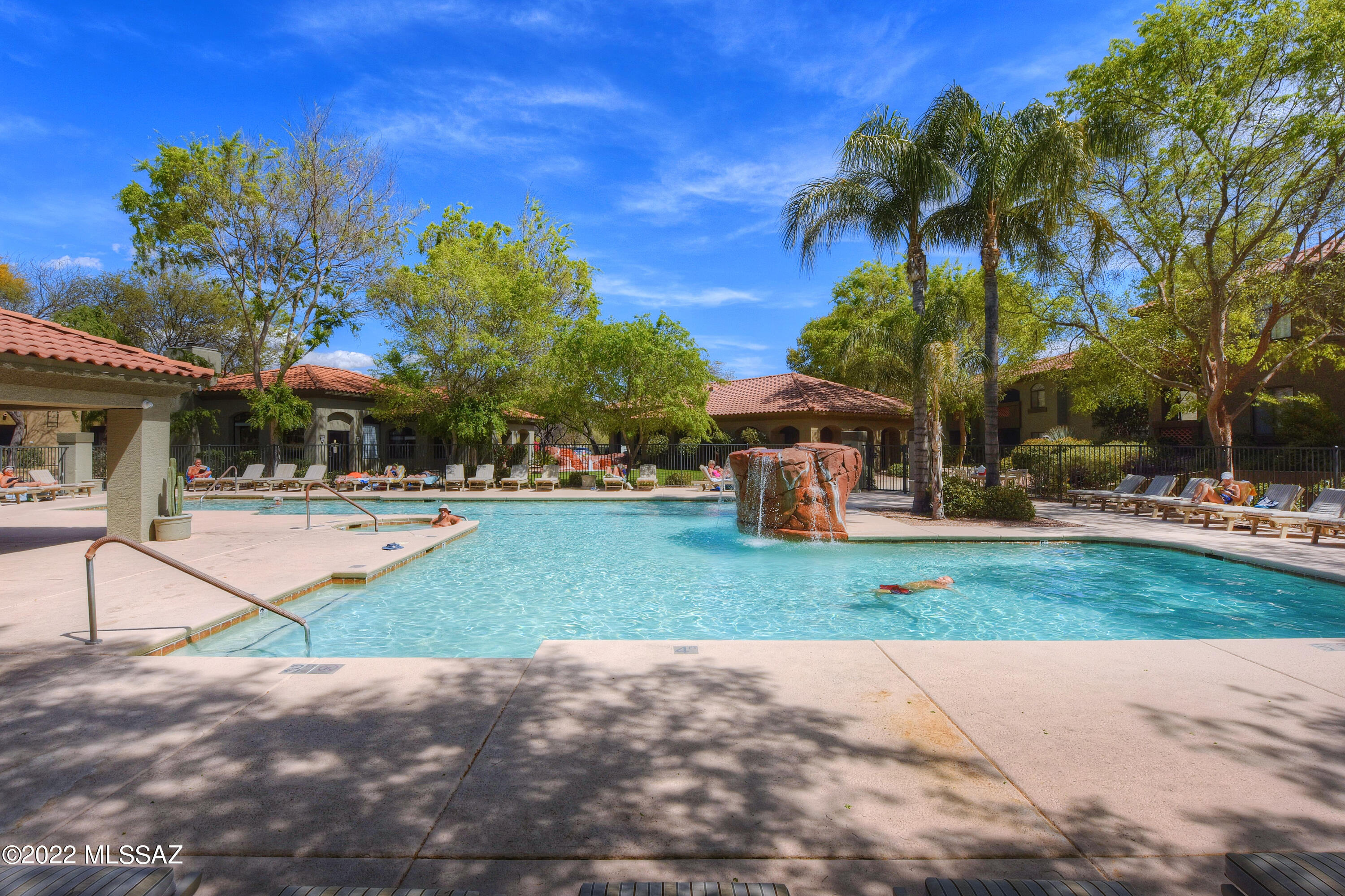 Veranda at Ventana Condominiums - Residential