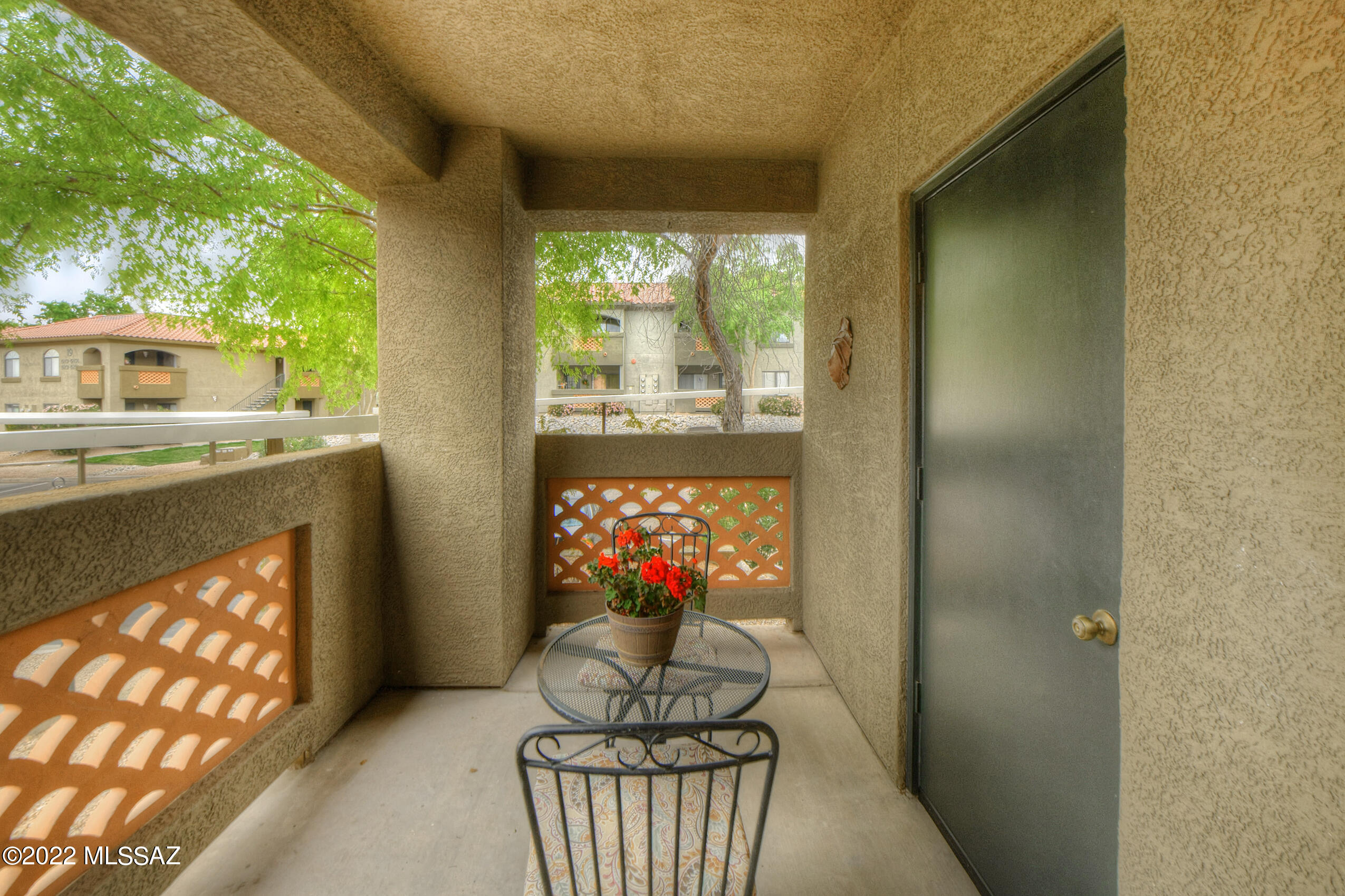 Veranda at Ventana Condominiums - Residential