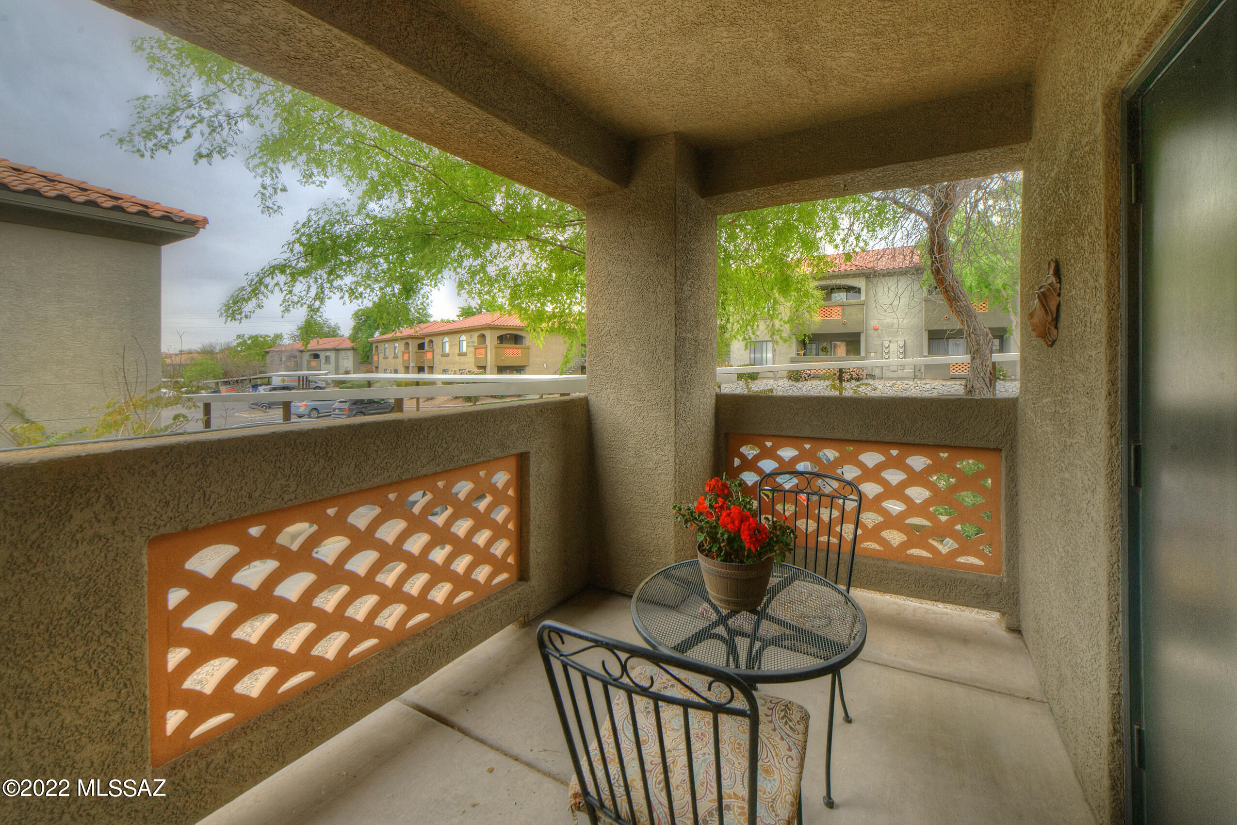 Veranda at Ventana Condominiums - Residential