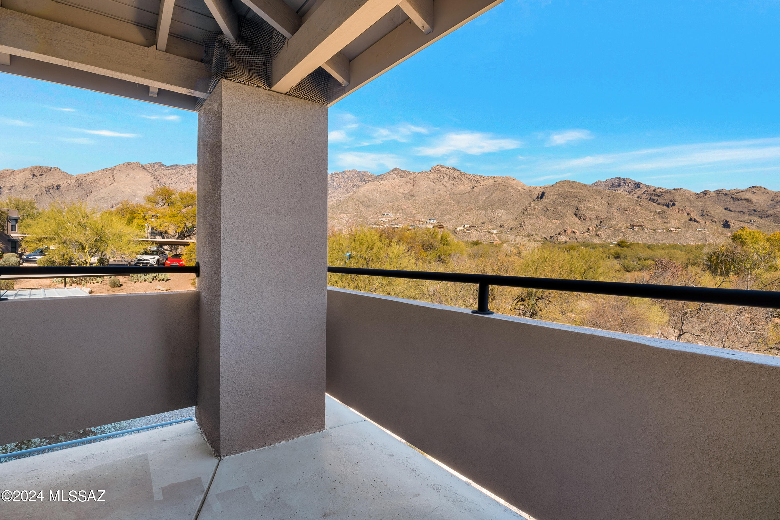Greens at Ventana Canyon - Residential