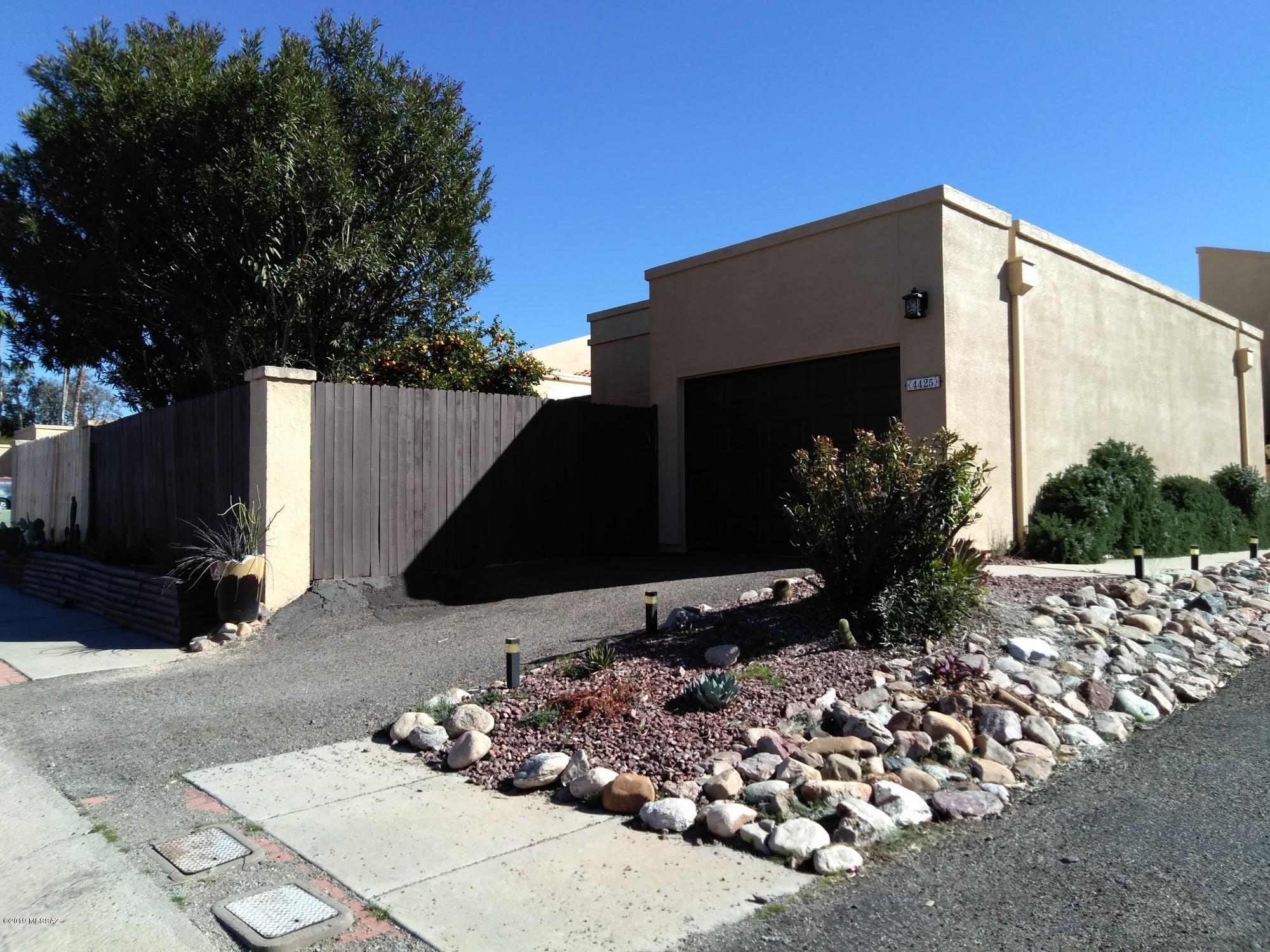 Immaculate 2 bed/2 bath townhome move-in ready. Open floor plan; beautiful ceramic tile floor in living and dining room; vaulted ceiling in living room. Every window in the home looks out onto one of the two private fenced patios. Newly painted inside and out; new skylights in bathrooms and new carpet in bedrooms. Community pool recently redone. Close to I-10, shopping & restaurants.  Must see!

Built in 1981; all appliances, washer and dryer included. HOA $112 monthly includes trash. Owner offering Home Warranty.