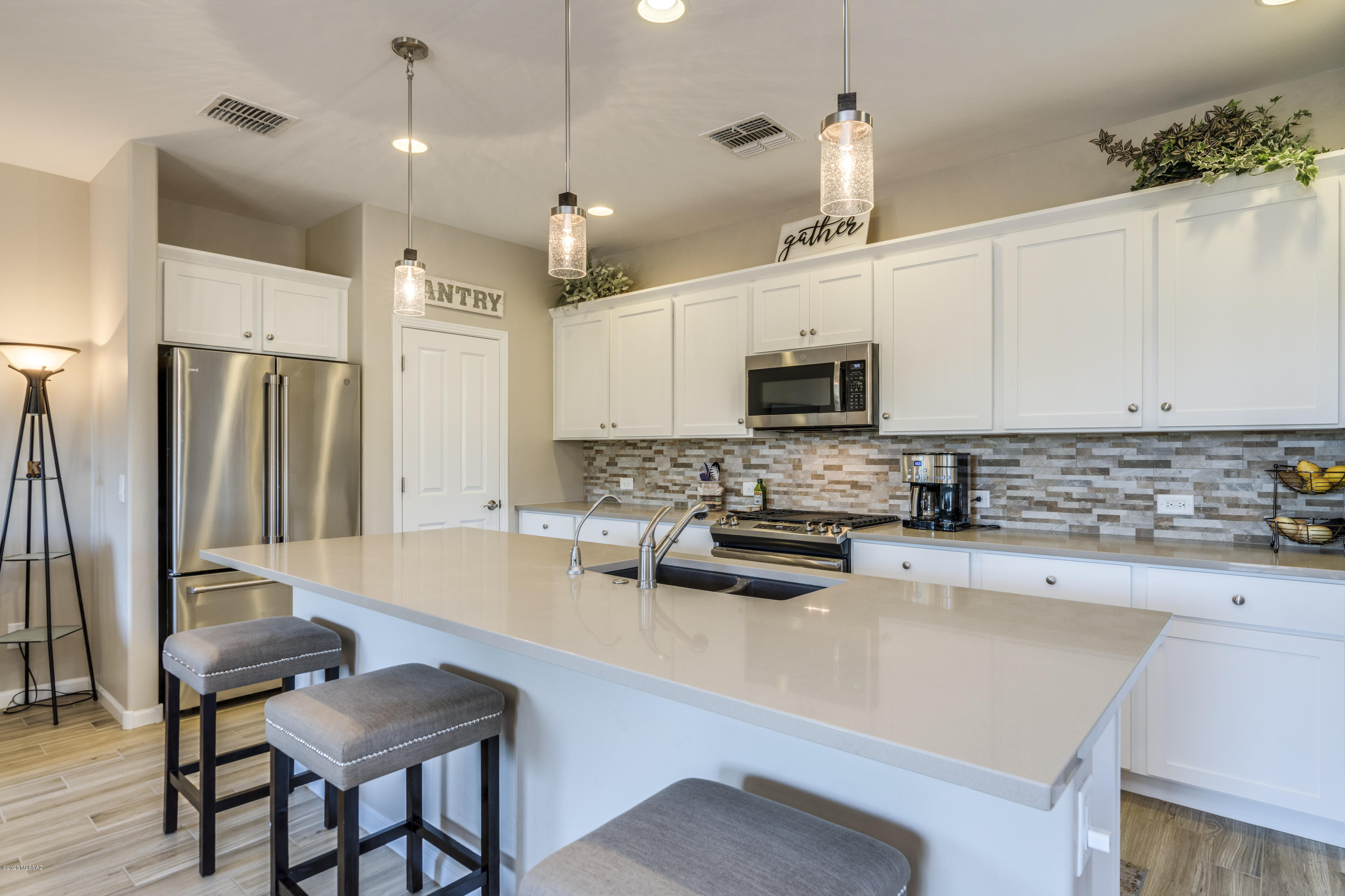 Quail Creek II Unit 33B SQ20161810746 - Residential