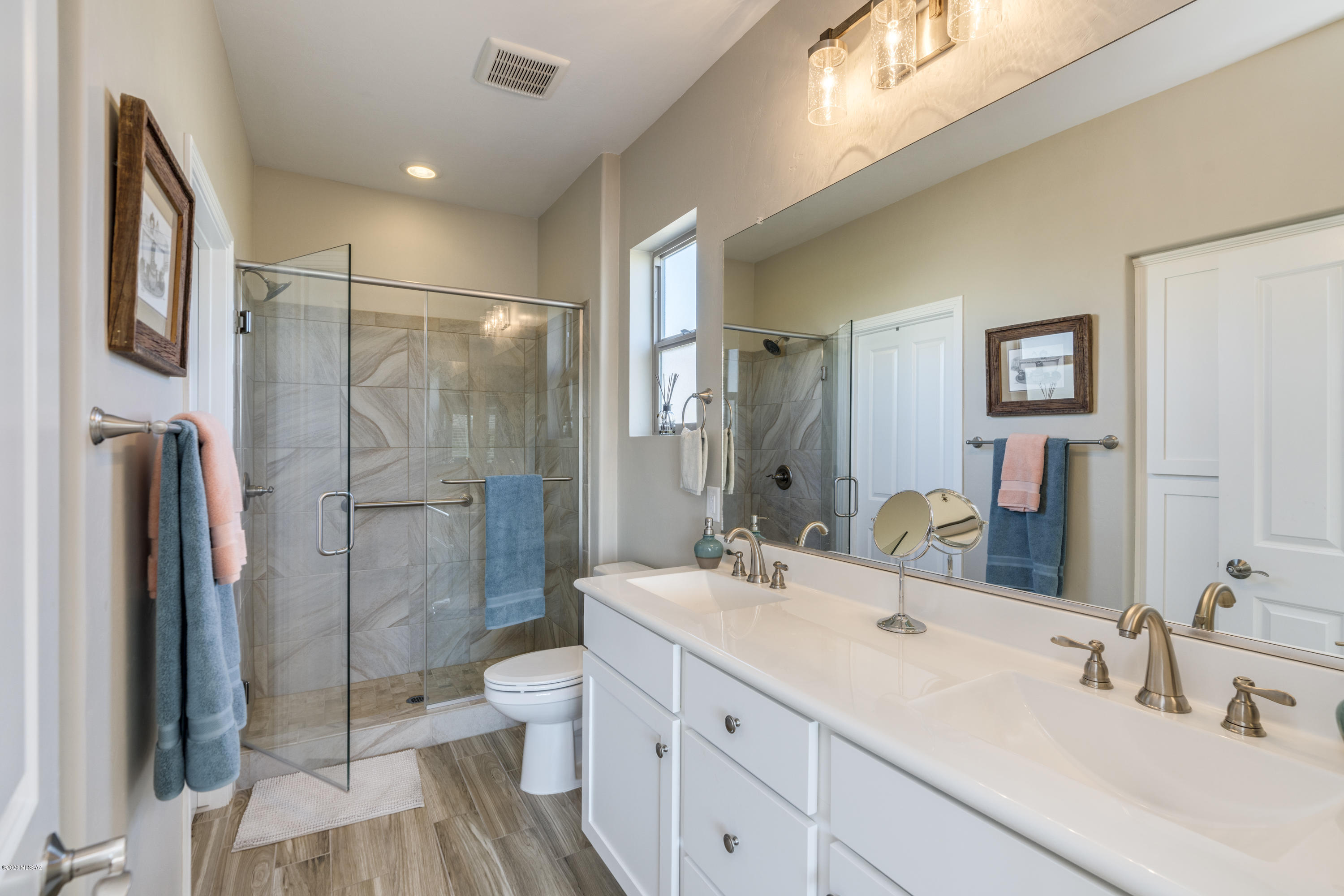 Quail Creek II Unit 33B SQ20161810746 - Residential