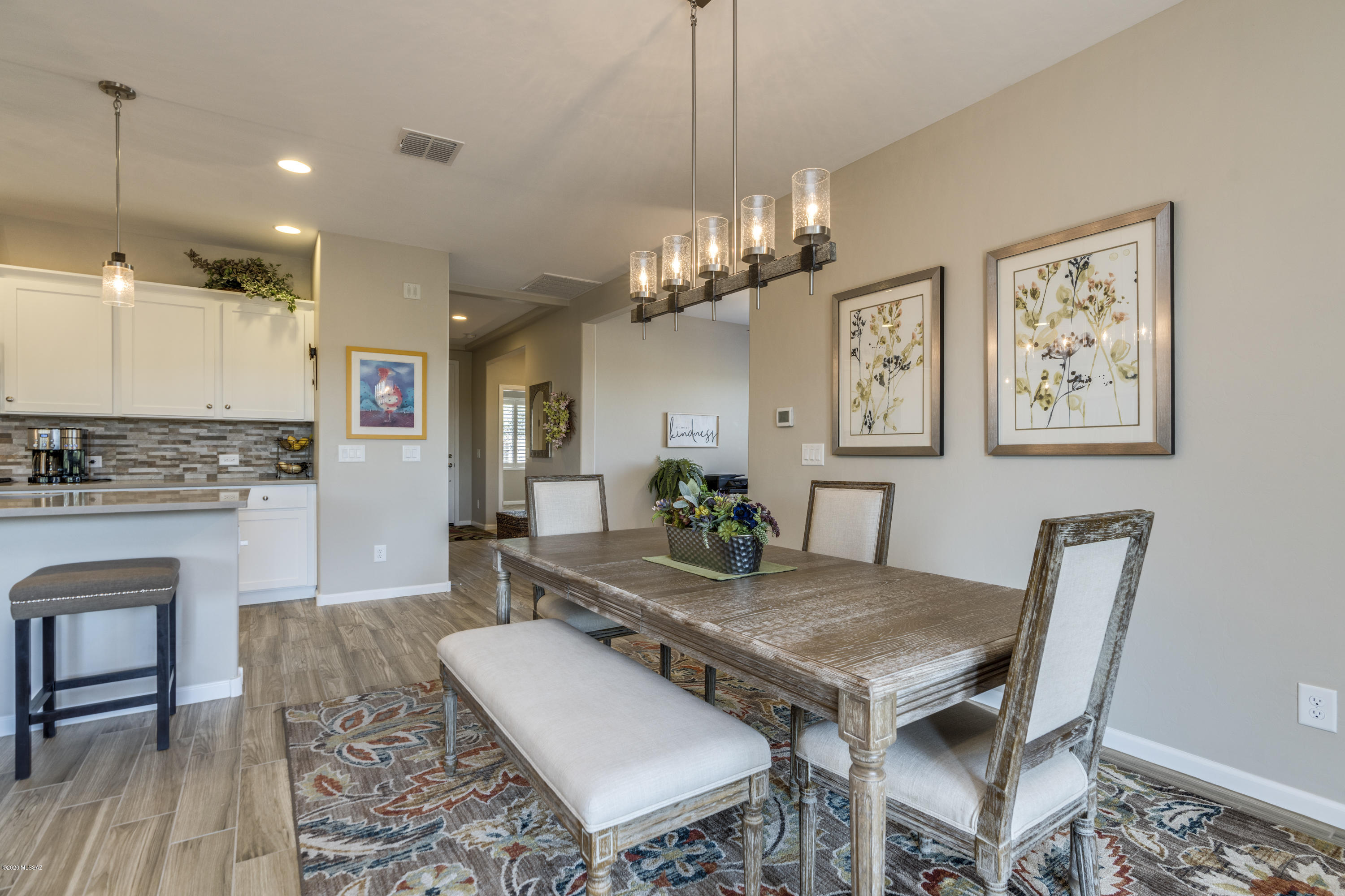 Quail Creek II Unit 33B SQ20161810746 - Residential