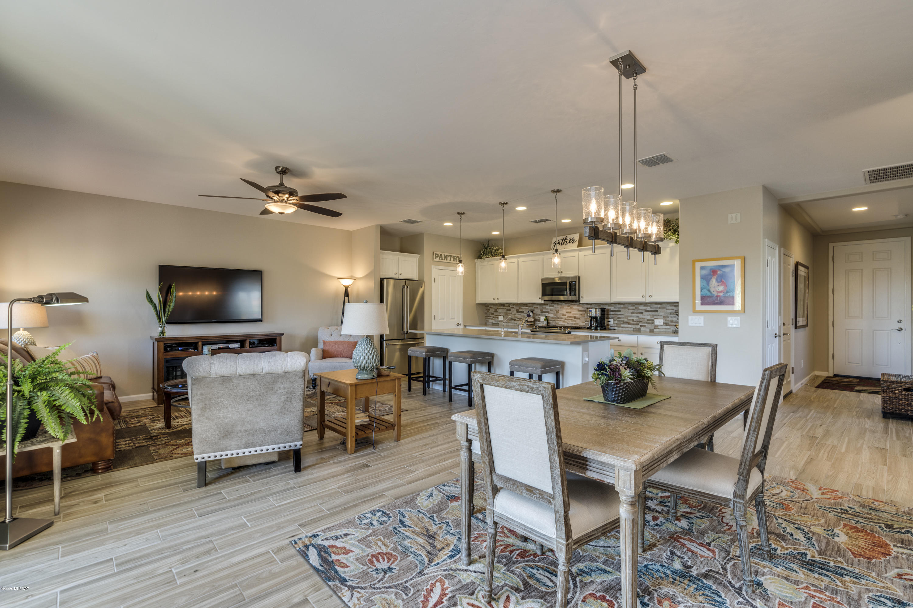 Quail Creek II Unit 33B SQ20161810746 - Residential