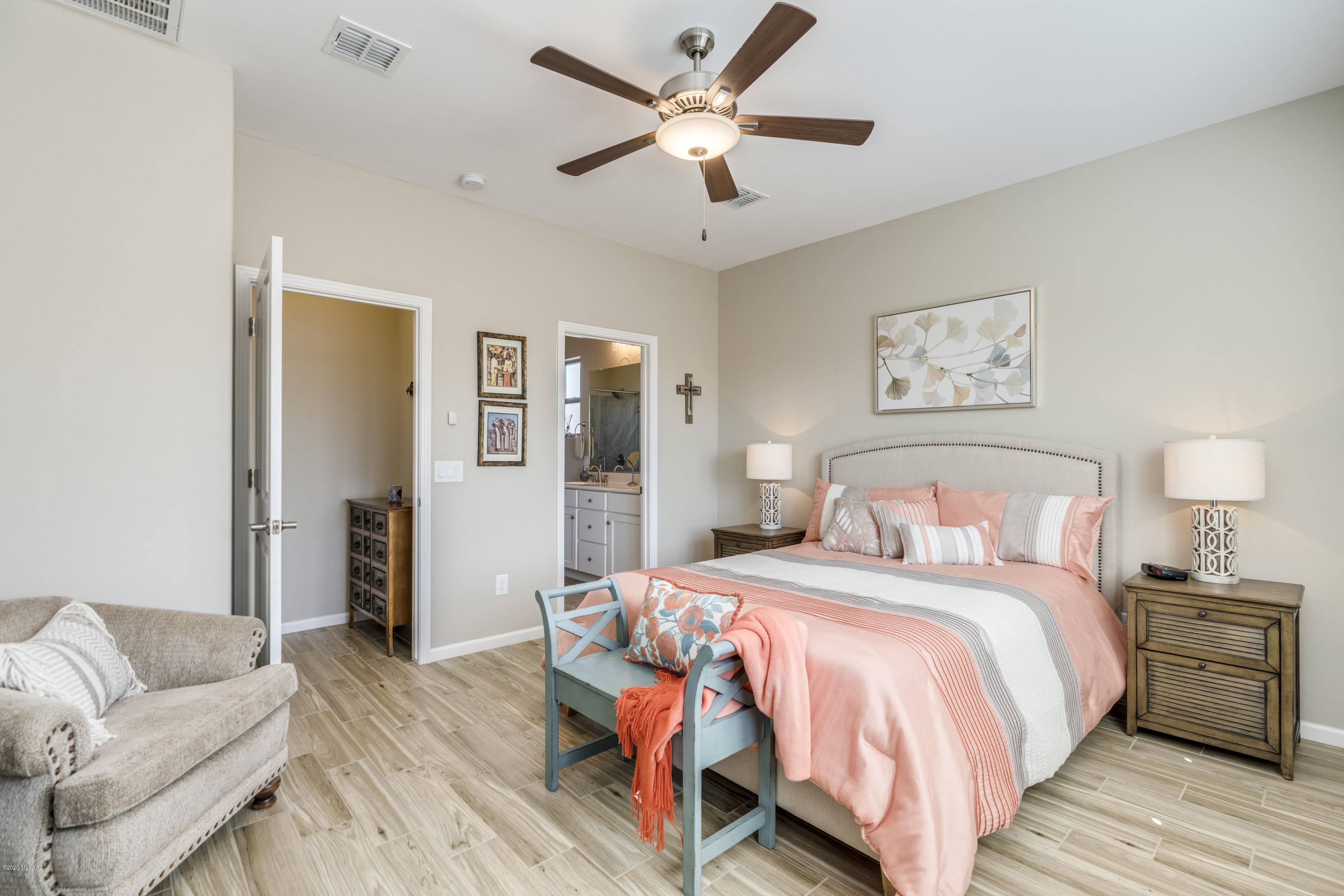 Quail Creek II Unit 33B SQ20161810746 - Residential