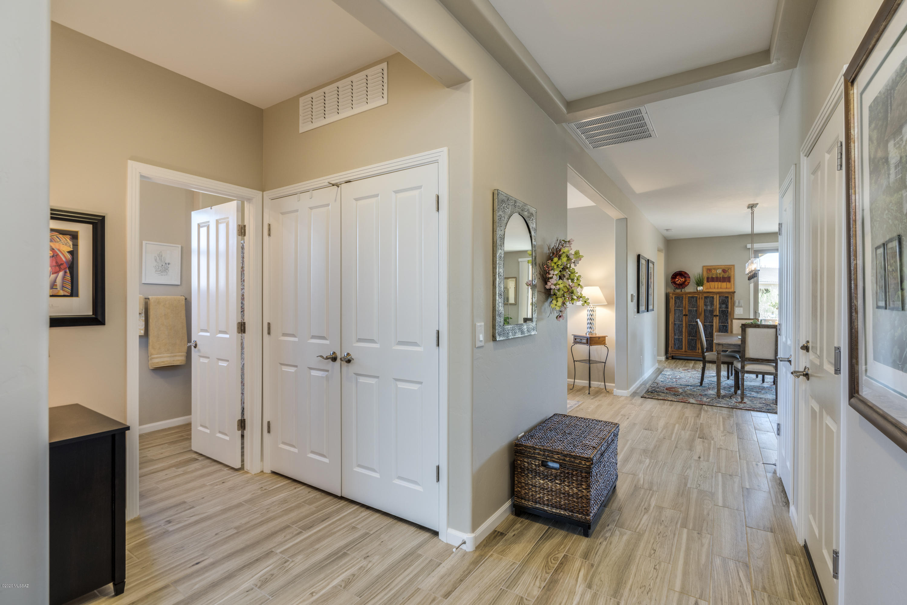 Quail Creek II Unit 33B SQ20161810746 - Residential