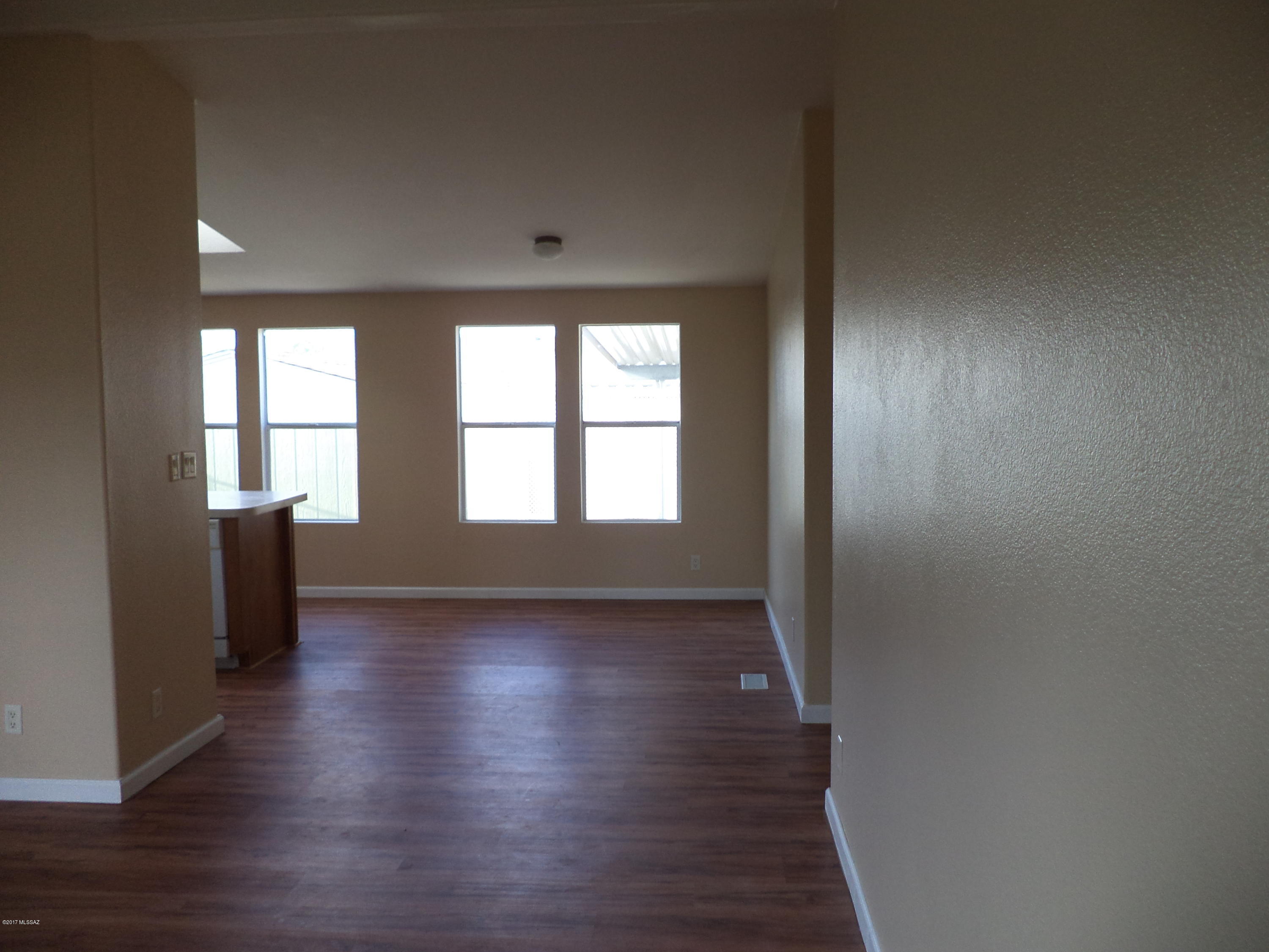 Lincoln Terrace (1-43) - Residential