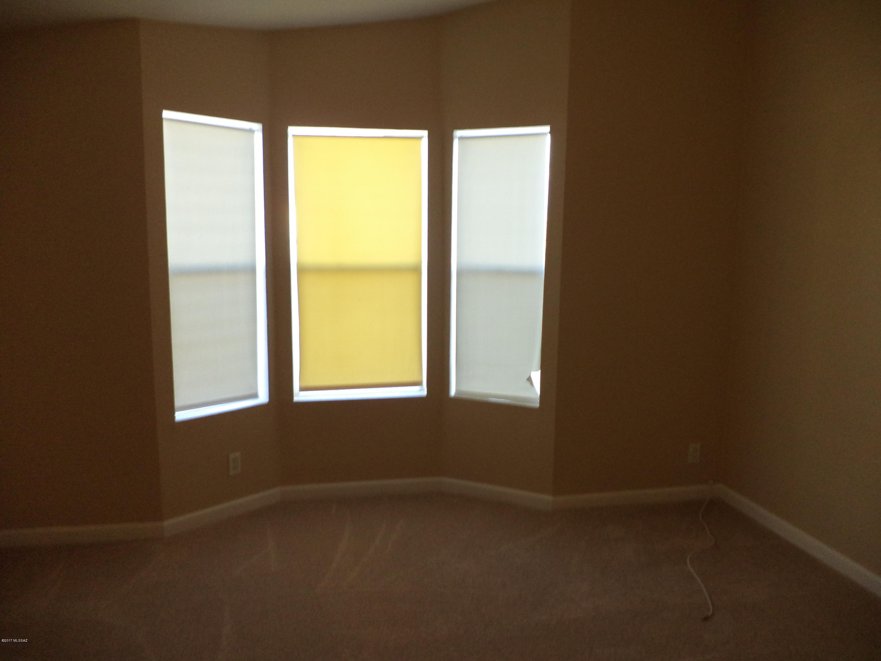 Lincoln Terrace (1-43) - Residential