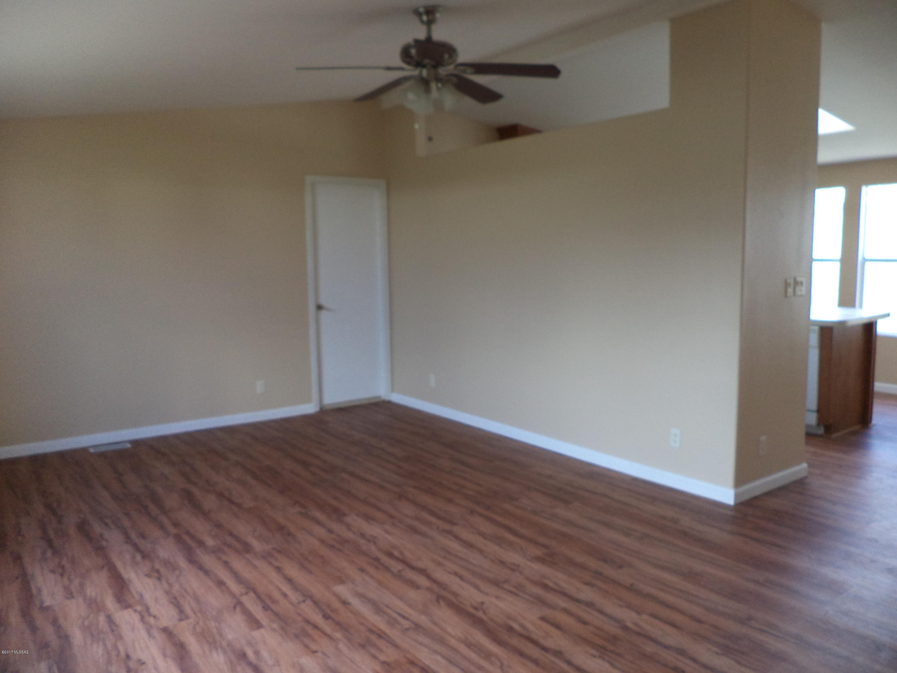 Lincoln Terrace (1-43) - Residential