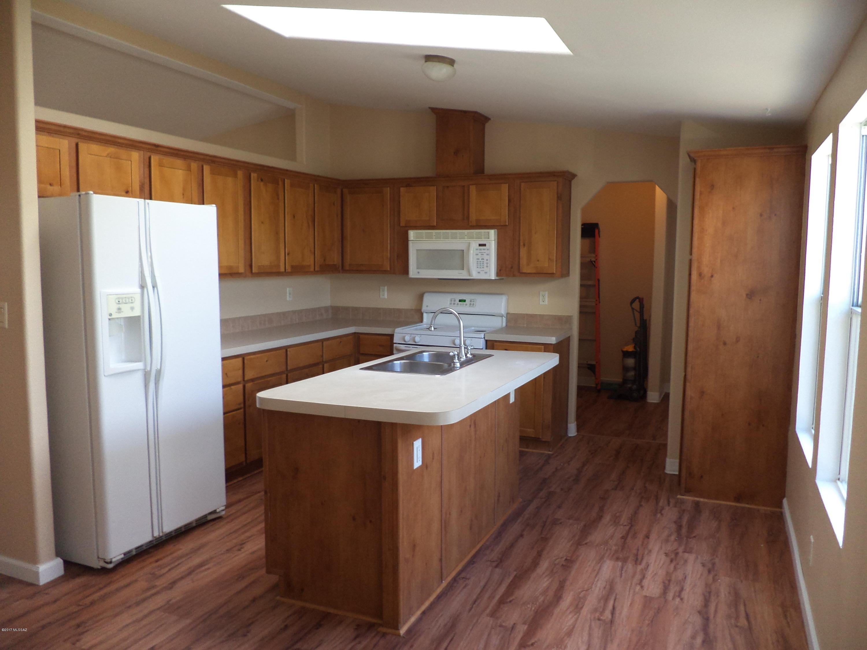 Lincoln Terrace (1-43) - Residential