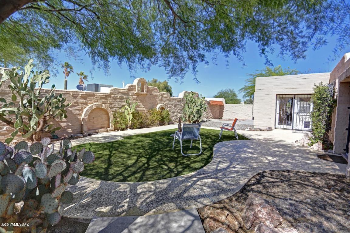 Santiago Villas (1-67) - Residential Lease