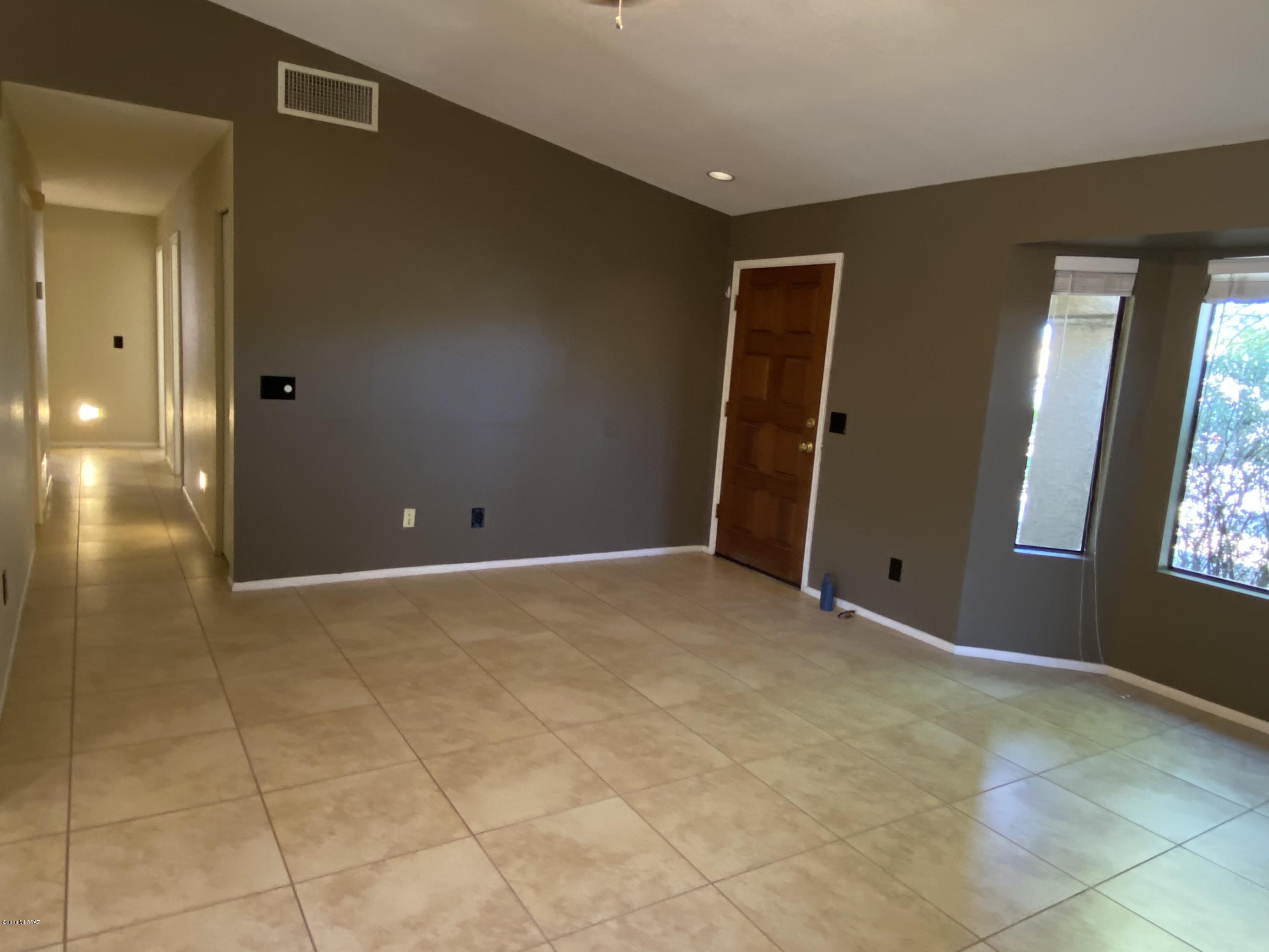 Macalester Park (1-142) - Residential