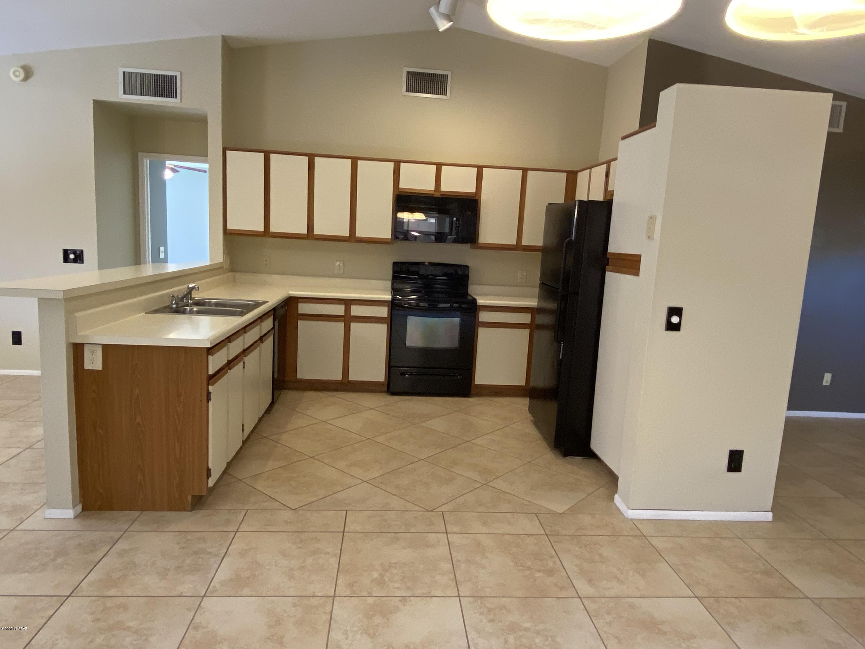 Macalester Park (1-142) - Residential