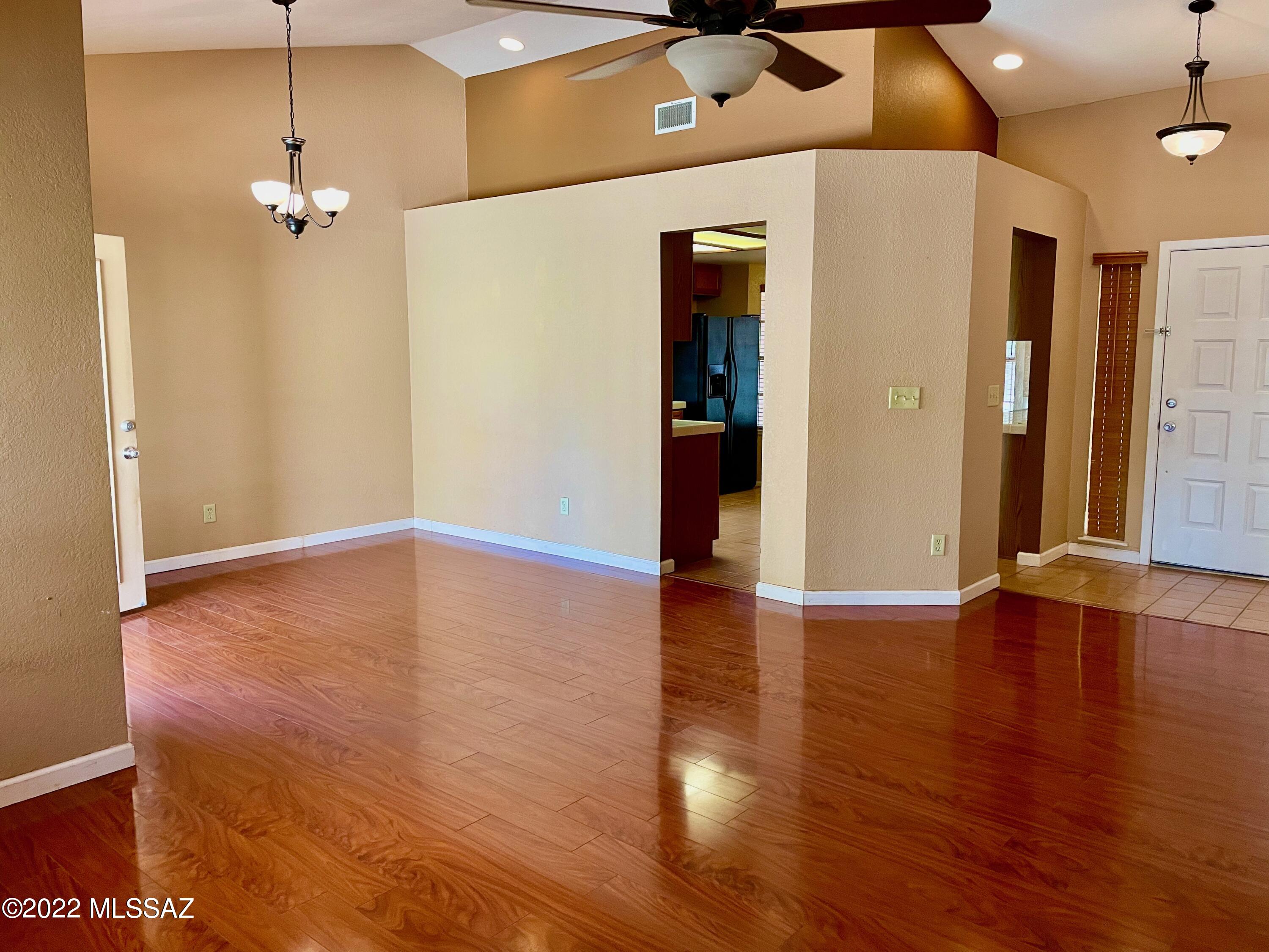 Elliott Homes At Rita Ranch (1-521) - Residential