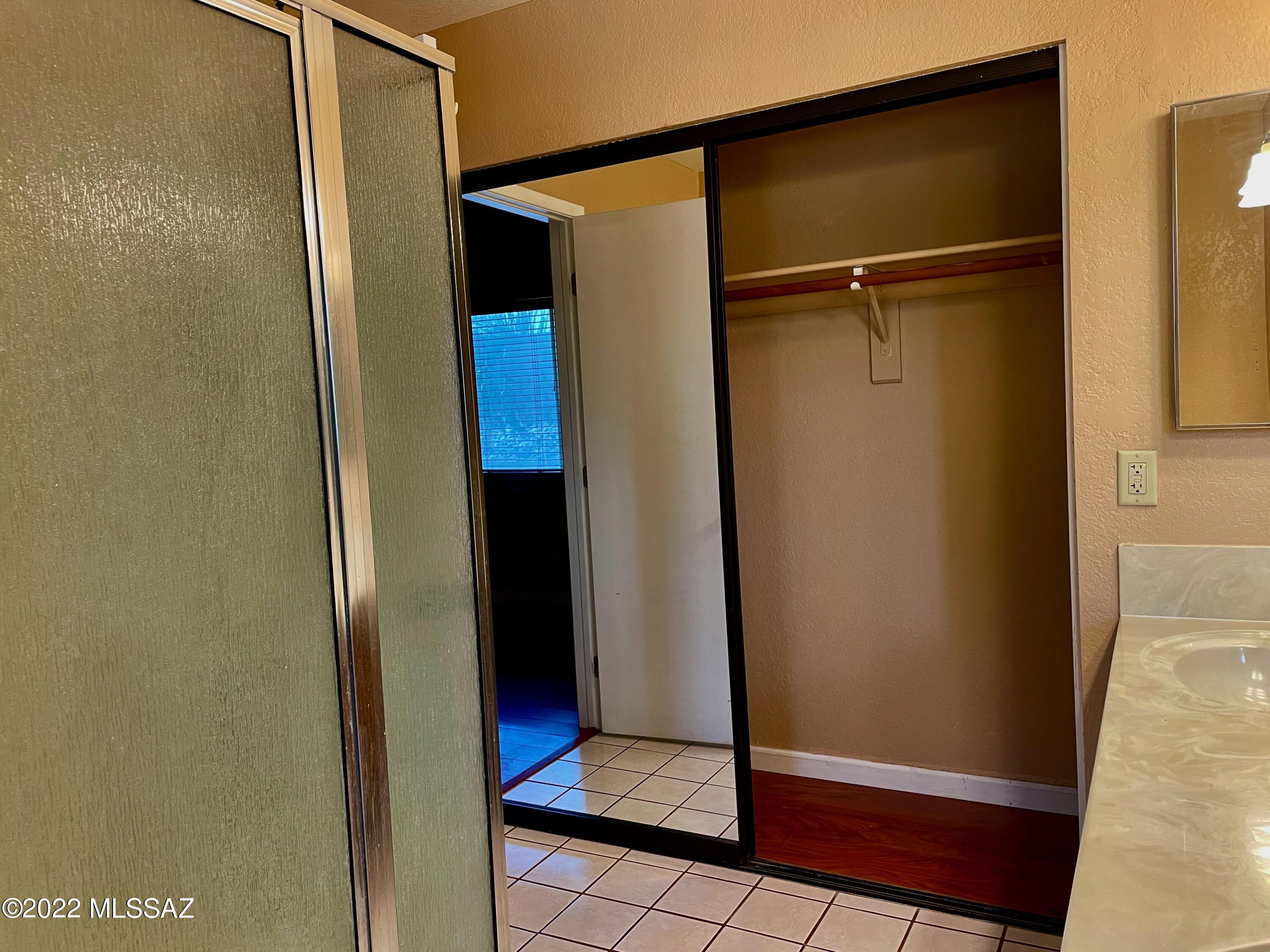 Elliott Homes At Rita Ranch (1-521) - Residential