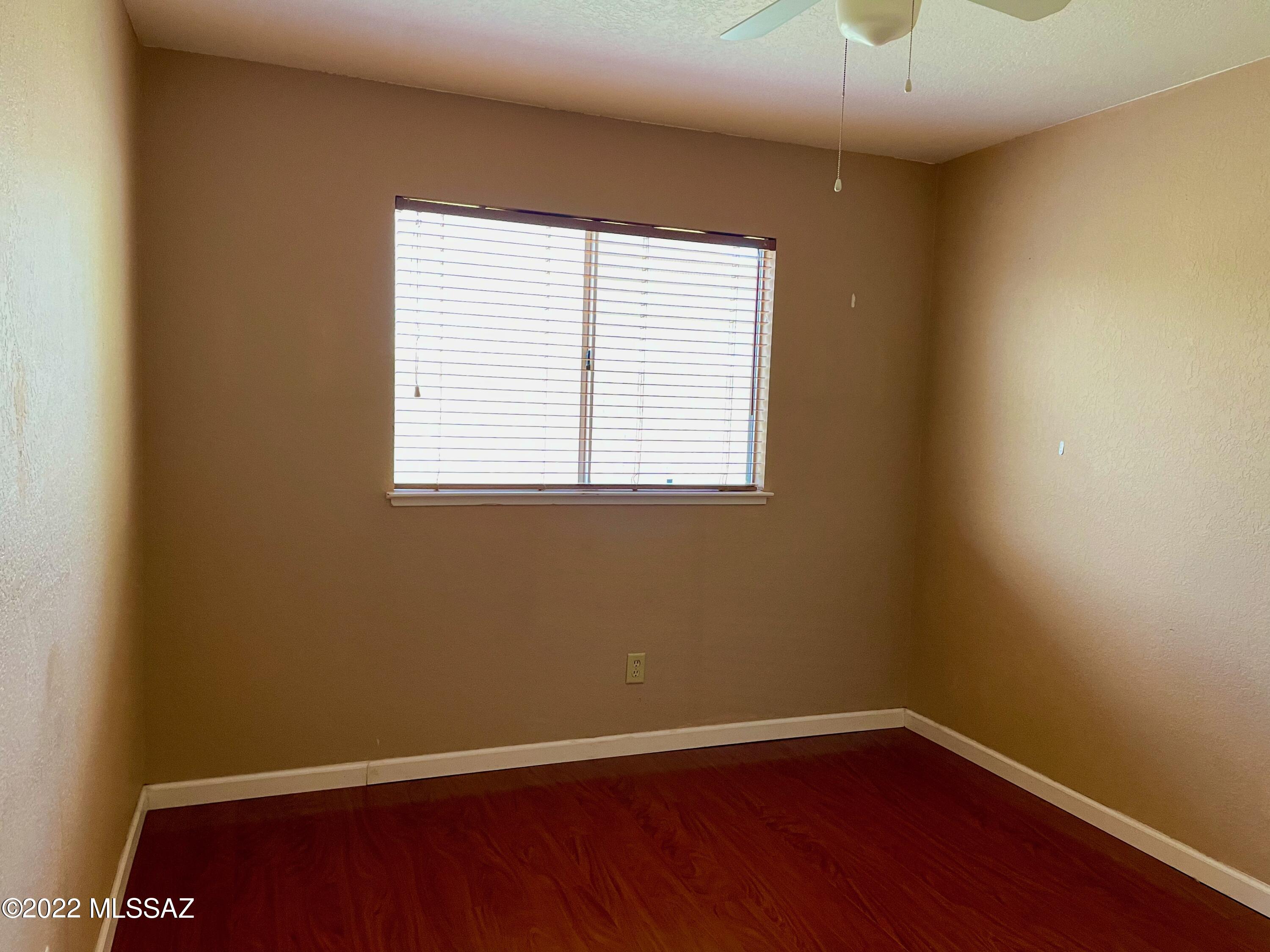 Elliott Homes At Rita Ranch (1-521) - Residential