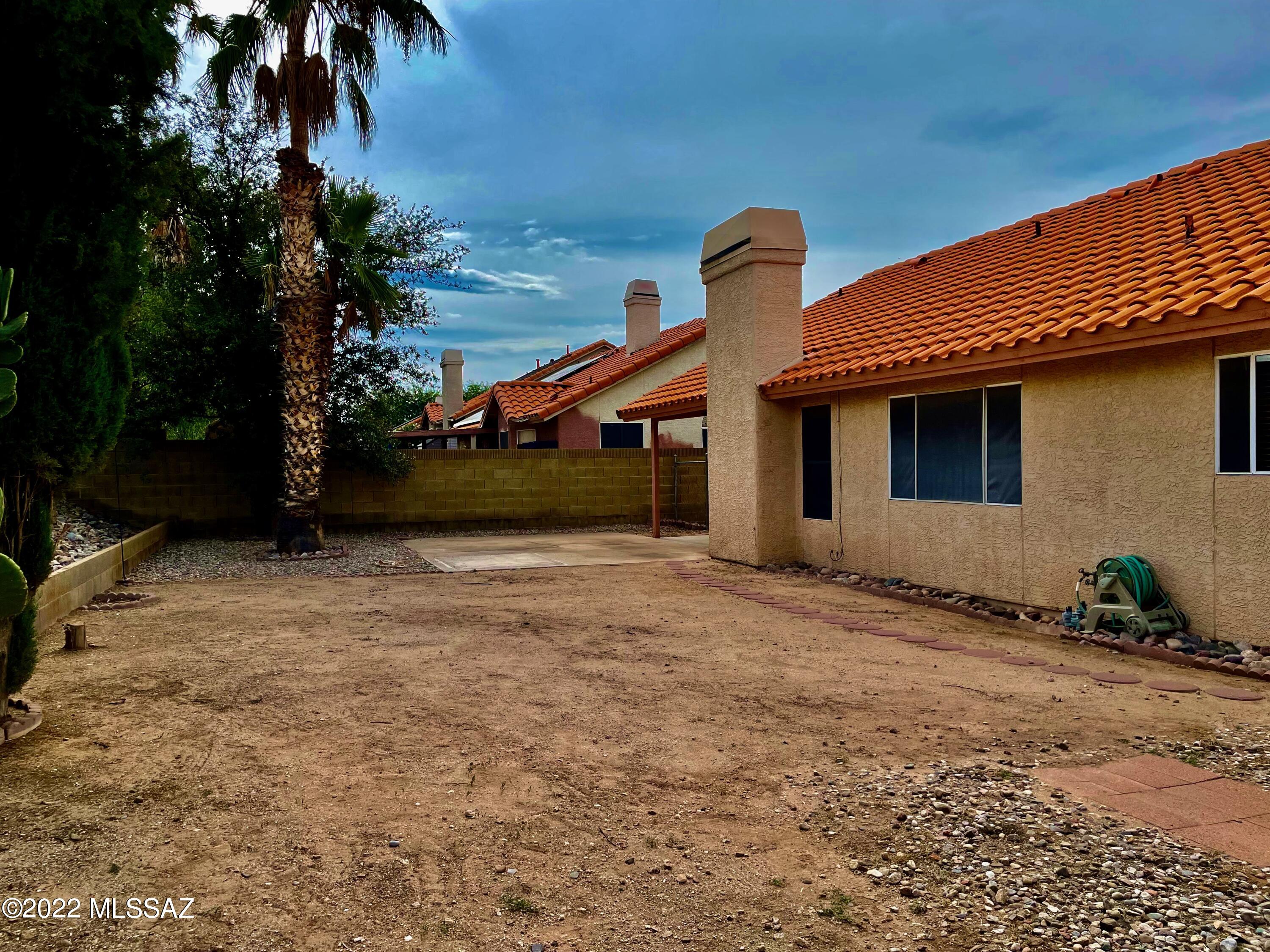 Elliott Homes At Rita Ranch (1-521) - Residential
