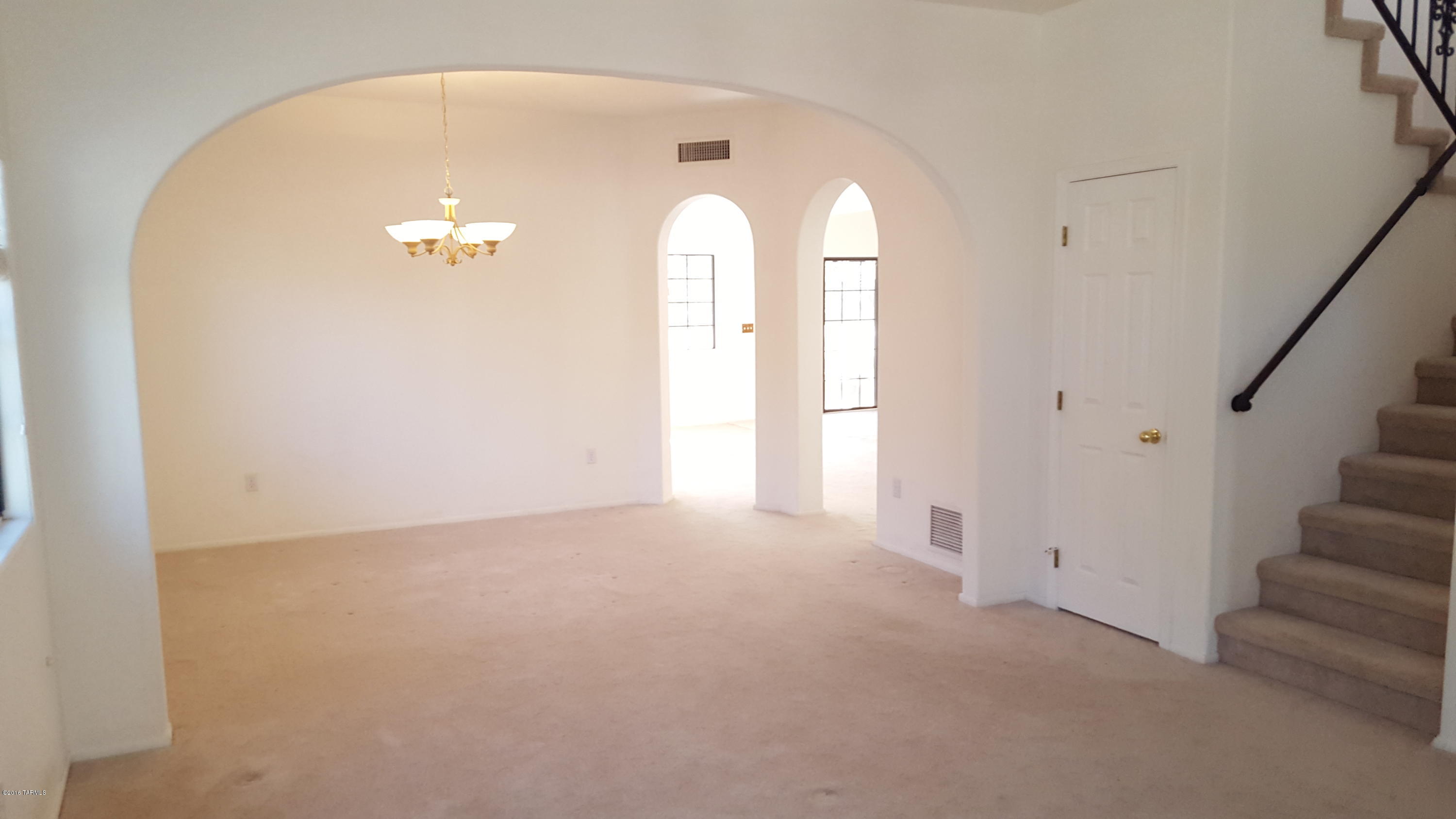 Deer Run (1-63) - Residential Lease