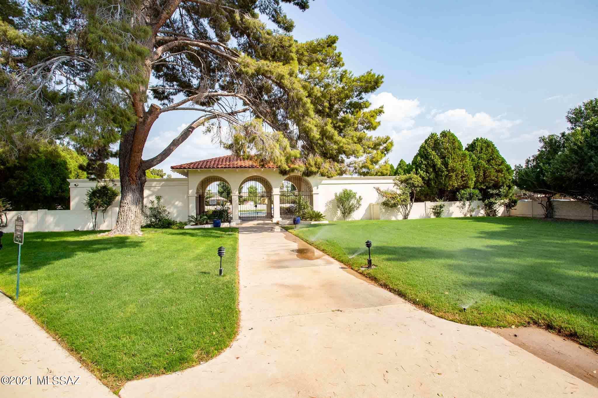 Casas De Oro(1-2) - Residential