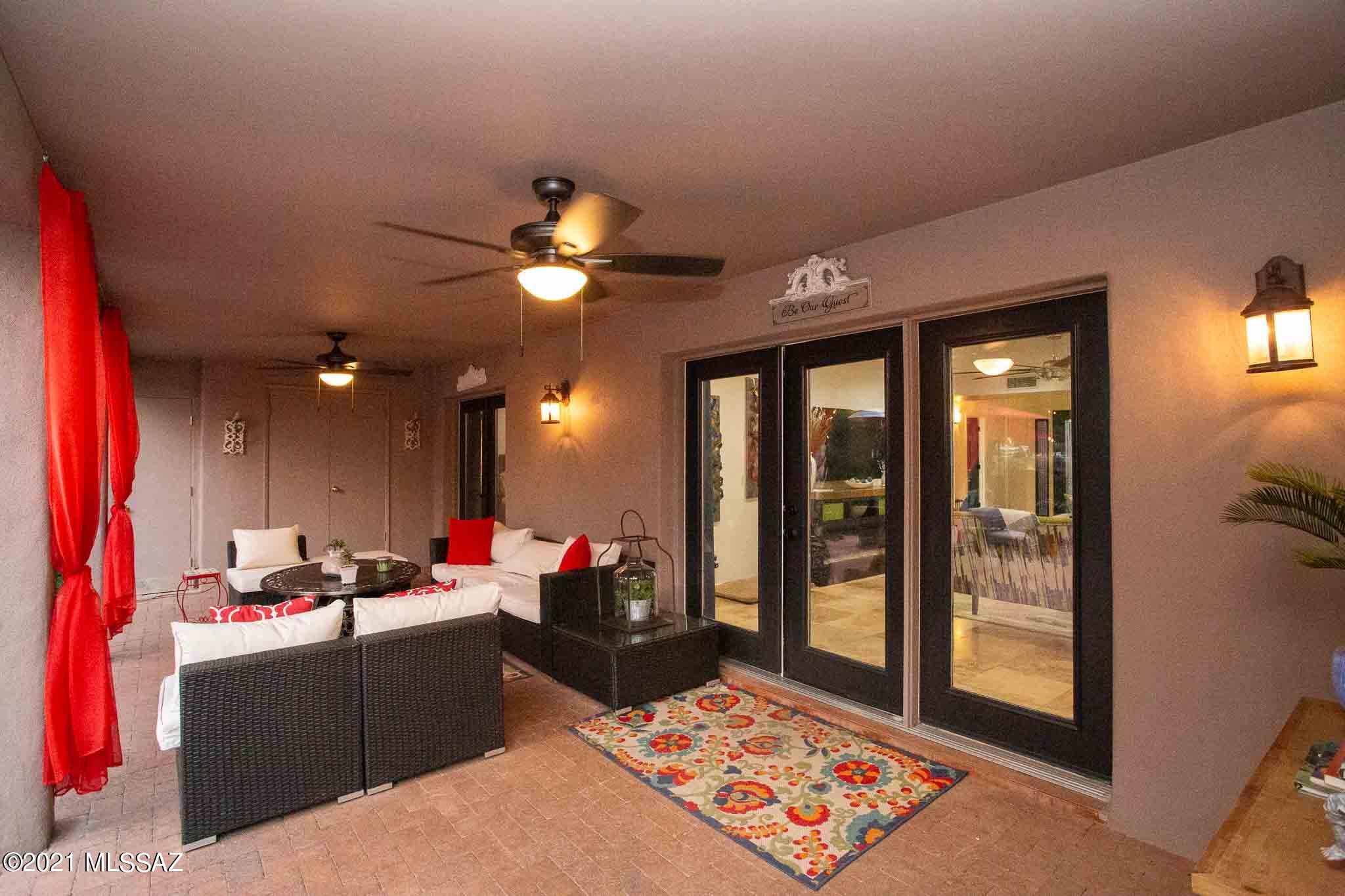Casas De Oro(1-2) - Residential