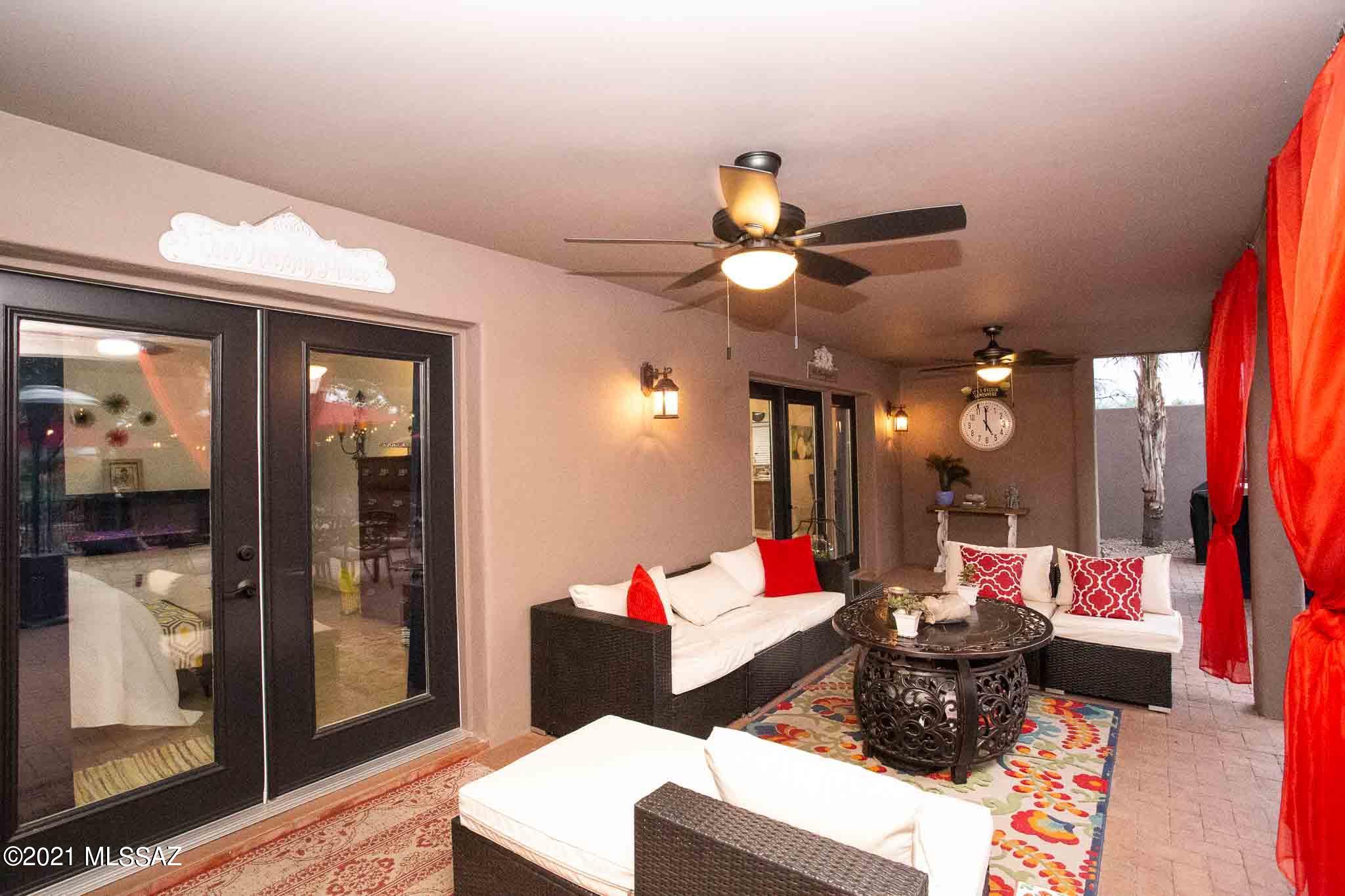 Casas De Oro(1-2) - Residential