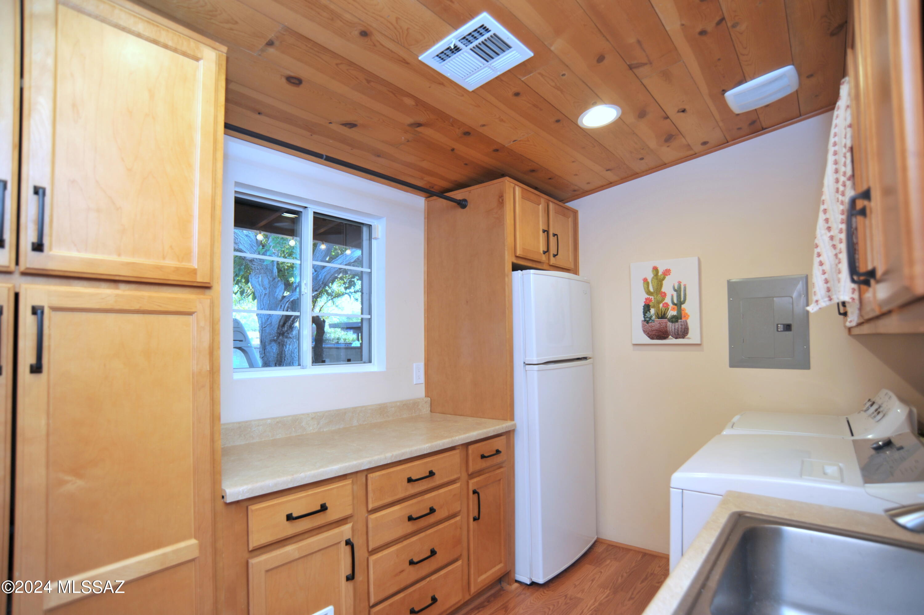 Sunshine Homes Acres - Residential
