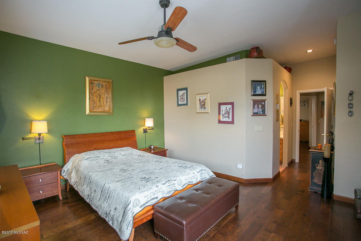 Rancho Esperero (1-343) - Residential