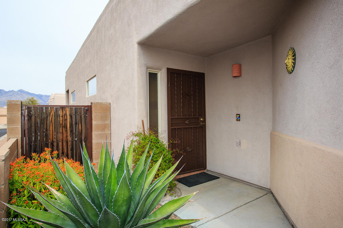 Rancho Esperero (1-343) - Residential