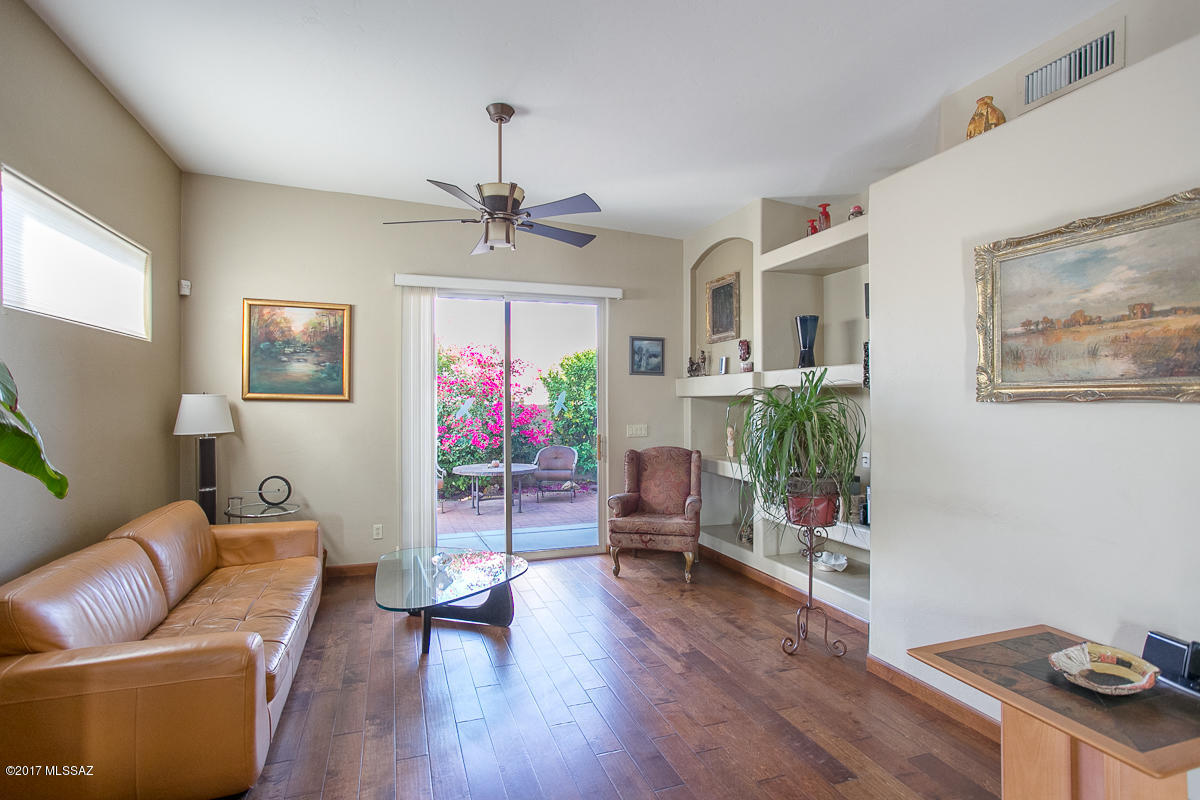 Rancho Esperero (1-343) - Residential