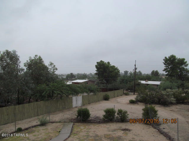 Unsubdivided - Residential