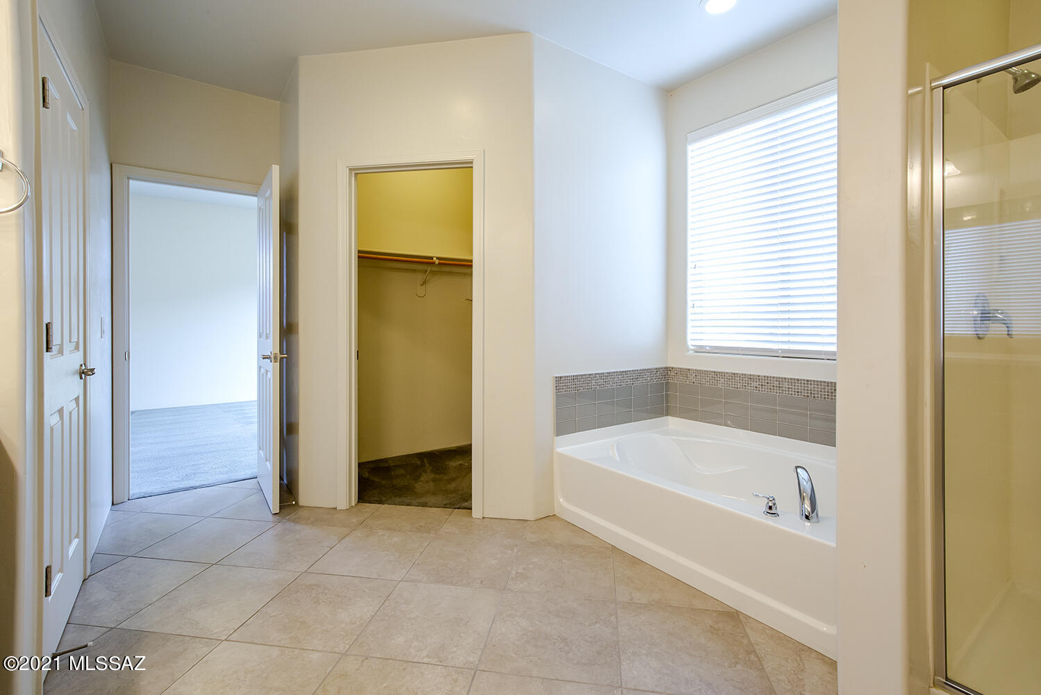 Miramonte At Glenn SQ20133580243 - Residential
