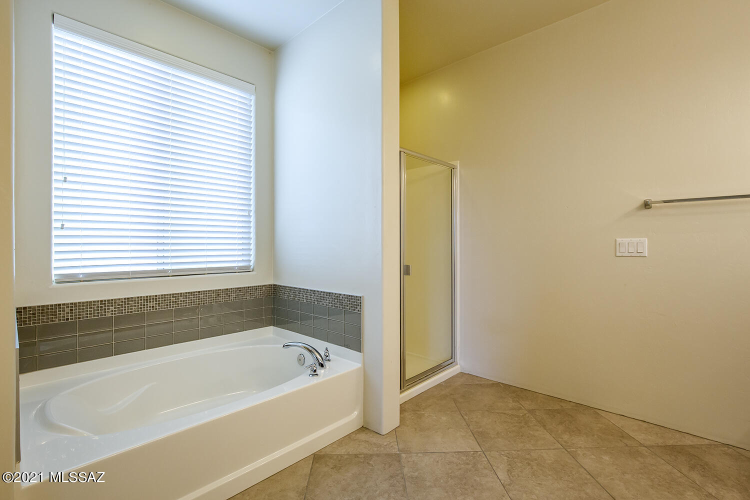 Miramonte At Glenn SQ20133580243 - Residential