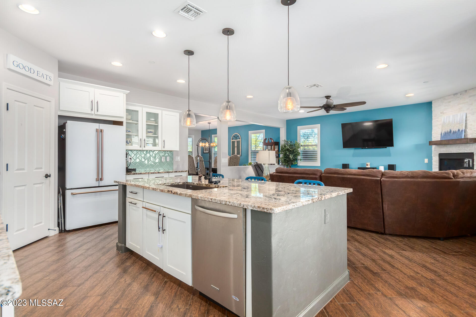Rancho De Plata SQ20132830156 - Residential