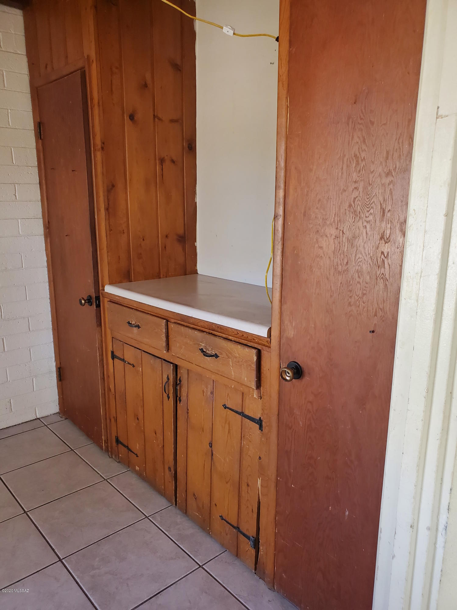 Miracle Mile Addition - Residential Lease