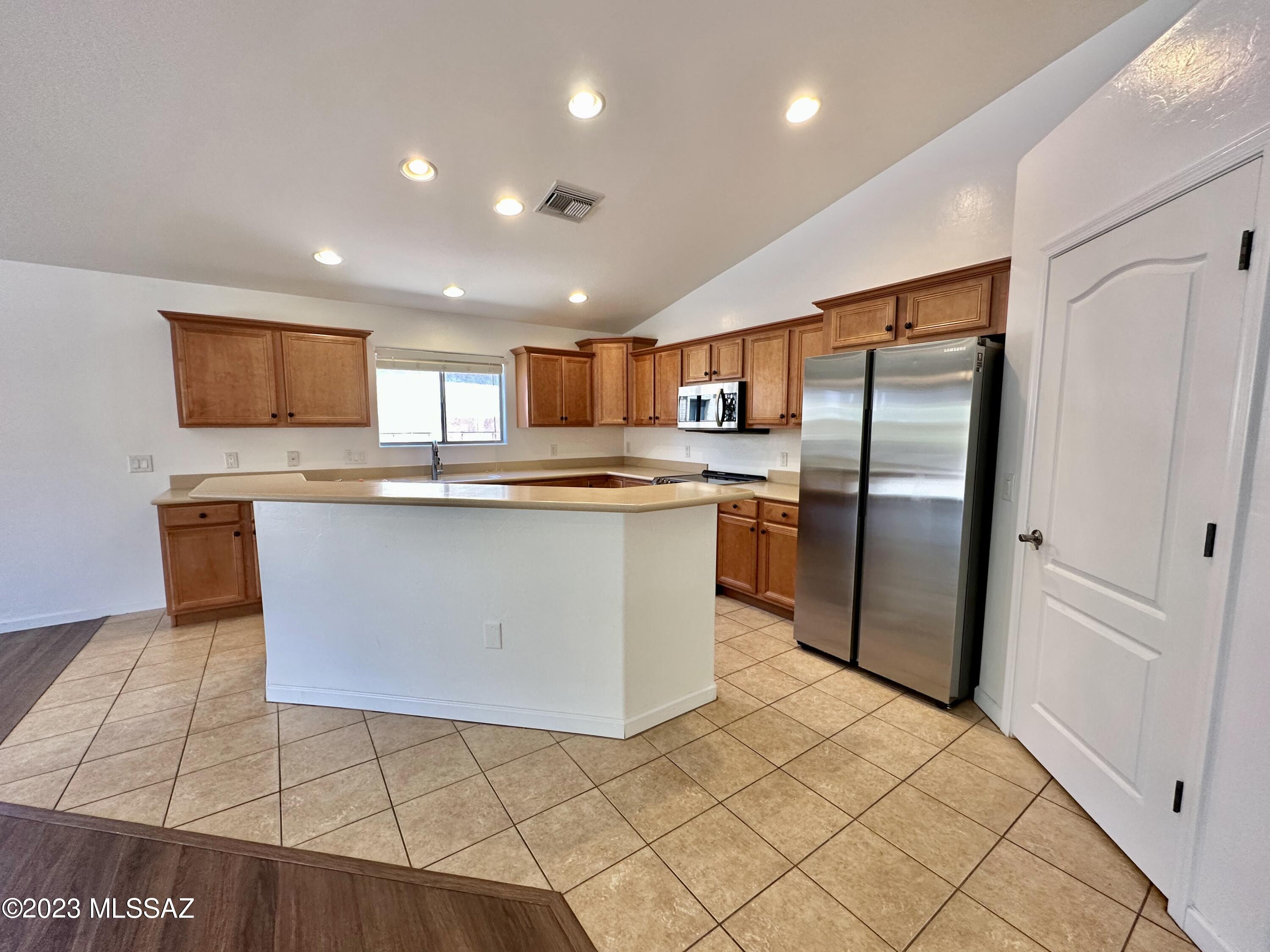 Sycamore Park Village 1 (1-94) - Residential Lease